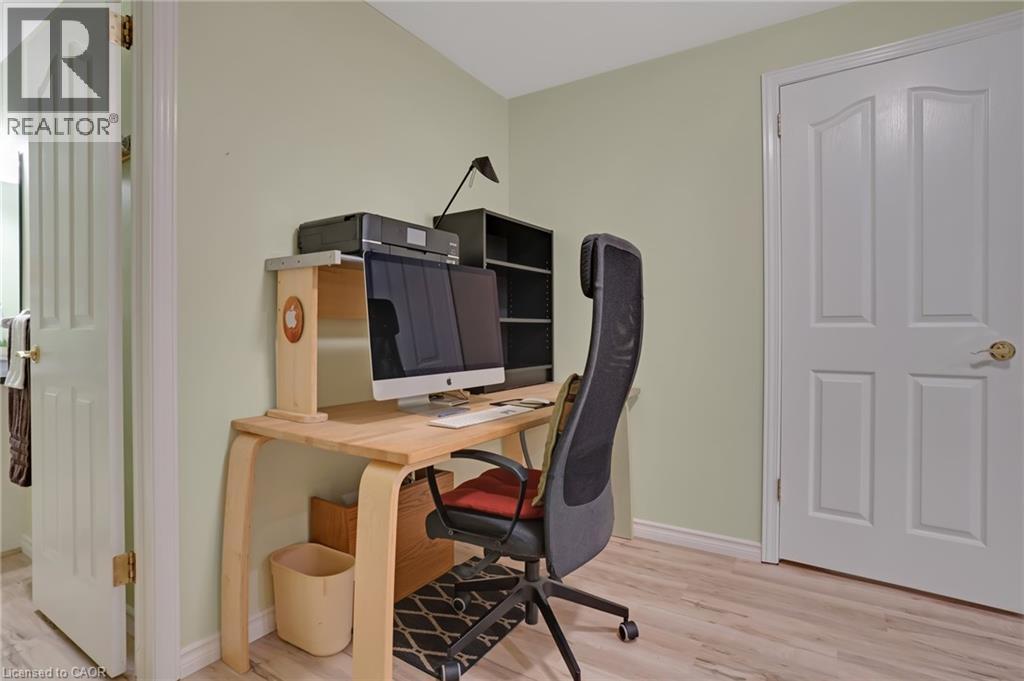 180 Old Abbey Road Unit# 15, Waterloo, Ontario  N2K 4B2 - Photo 32 - 40772883