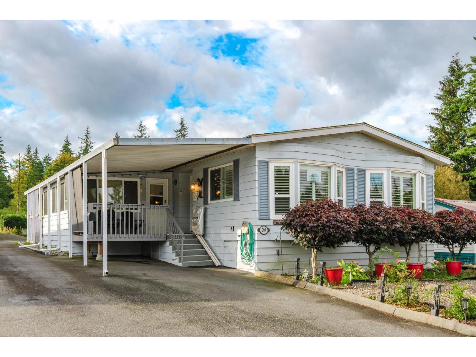 209 3665 244th Street, Langley, British Columbia  V2Z 1N1 - Photo 1 - R3051075
