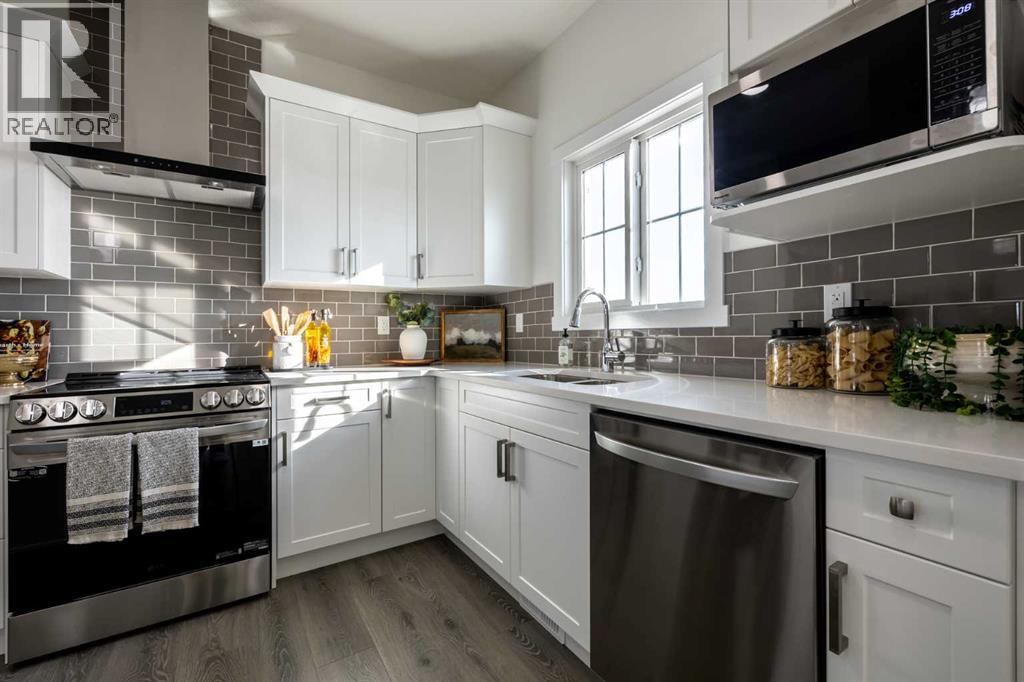 15 Creekstone Walk Sw, Calgary, Alberta  T2X 4Y1 - Photo 12 - A2259697