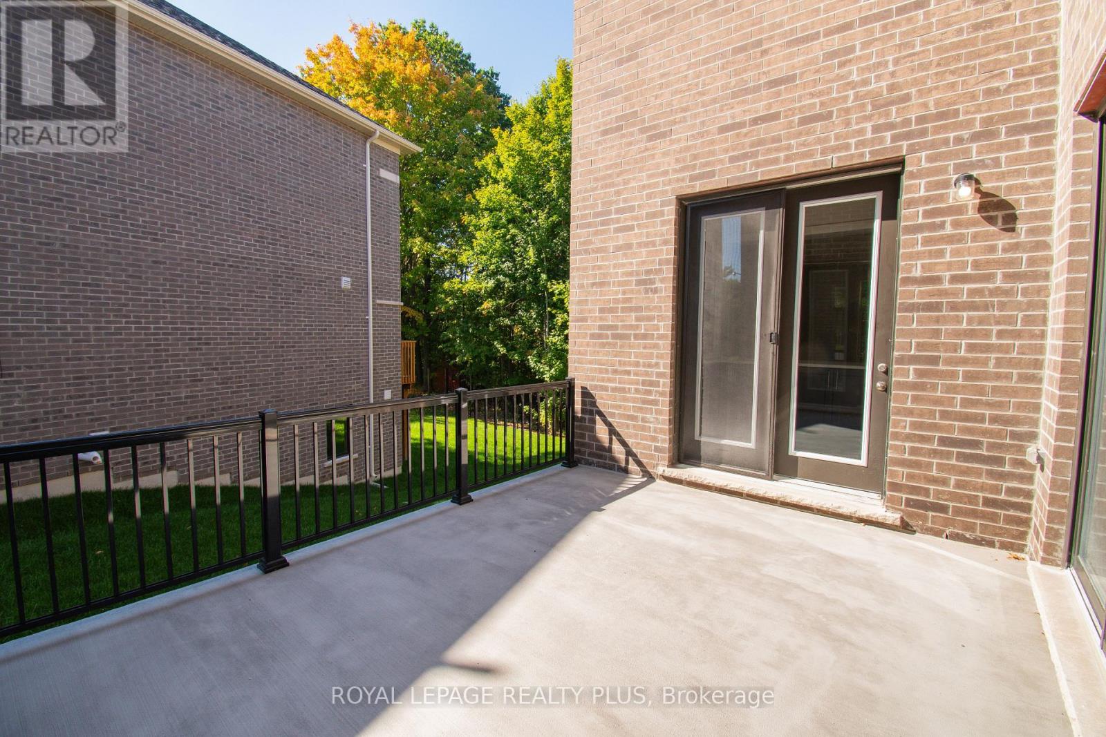 980 Church Drive, Innisfil, Ontario  L0L 1W0 - Photo 7 - N12440124