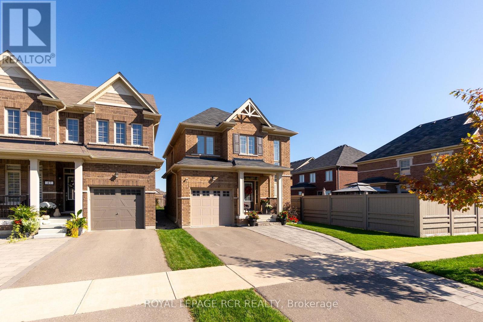 45 Martin Trail, New Tecumseth, Ontario  L0G 1W0 - Photo 2 - N12440181
