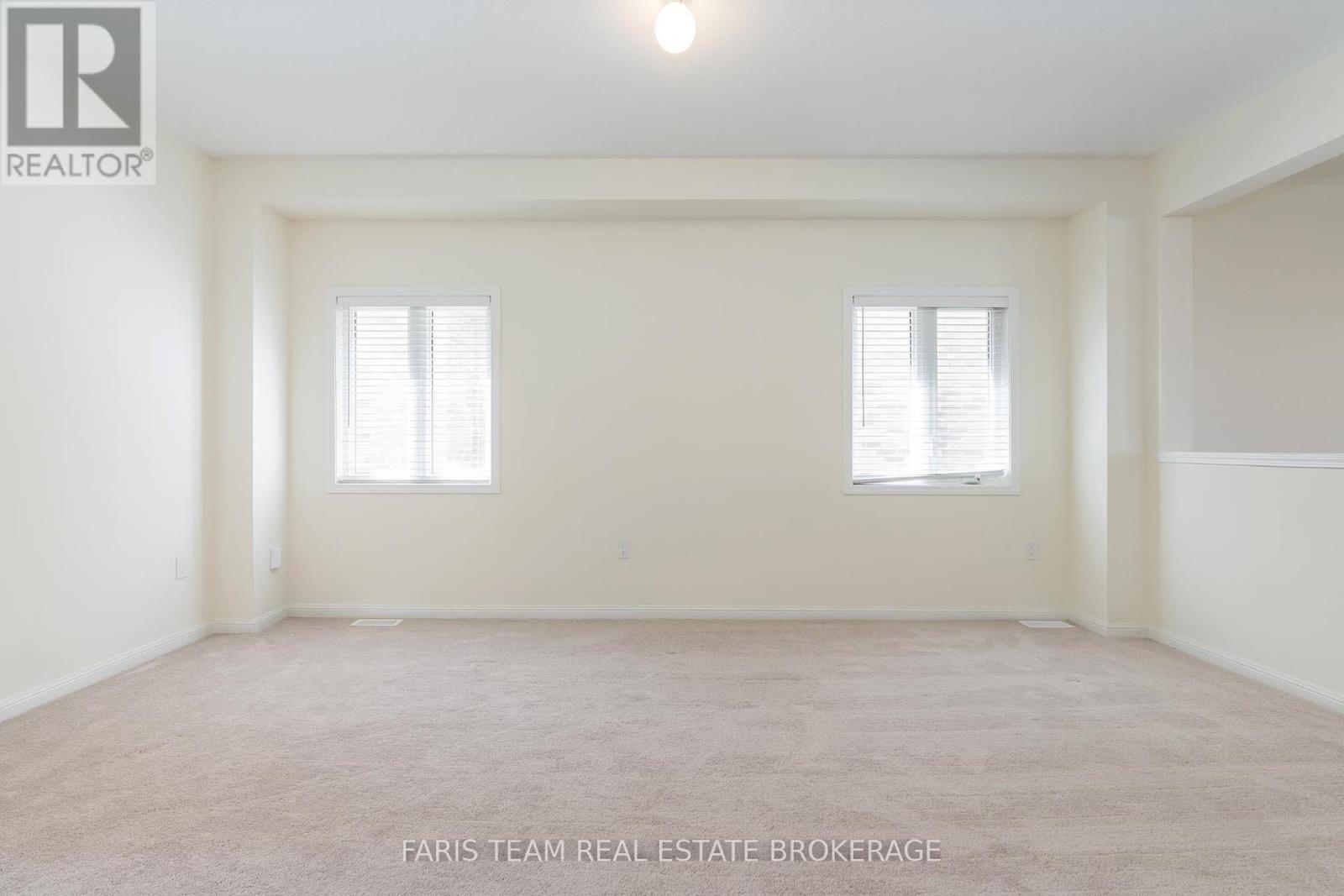6 Cliff Thompson Court, Georgina (Sutton & Jackson's Point), Ontario  L0E 1R0 - Photo 13 - N12440197
