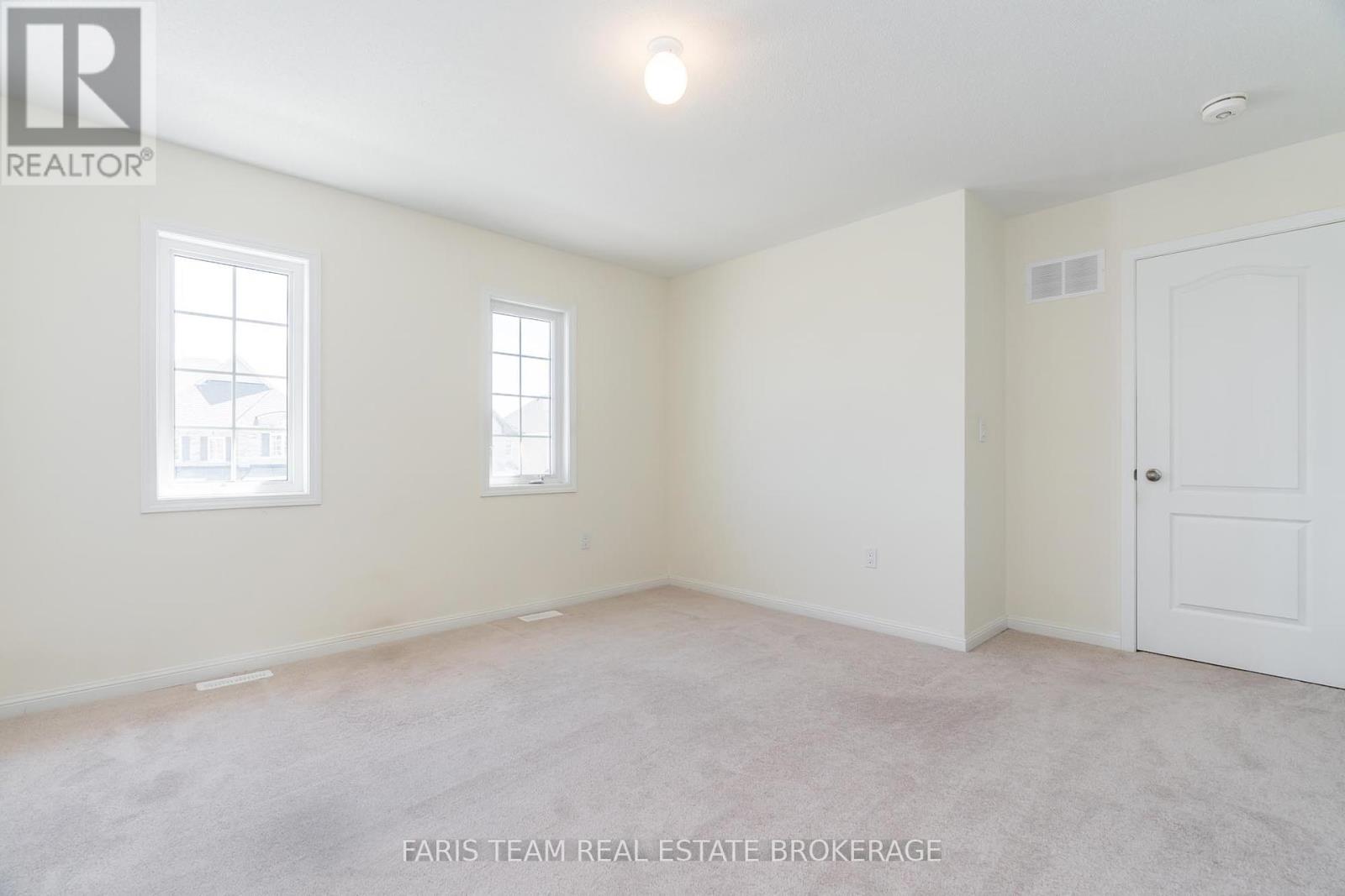 6 Cliff Thompson Court, Georgina (Sutton & Jackson's Point), Ontario  L0E 1R0 - Photo 24 - N12440197