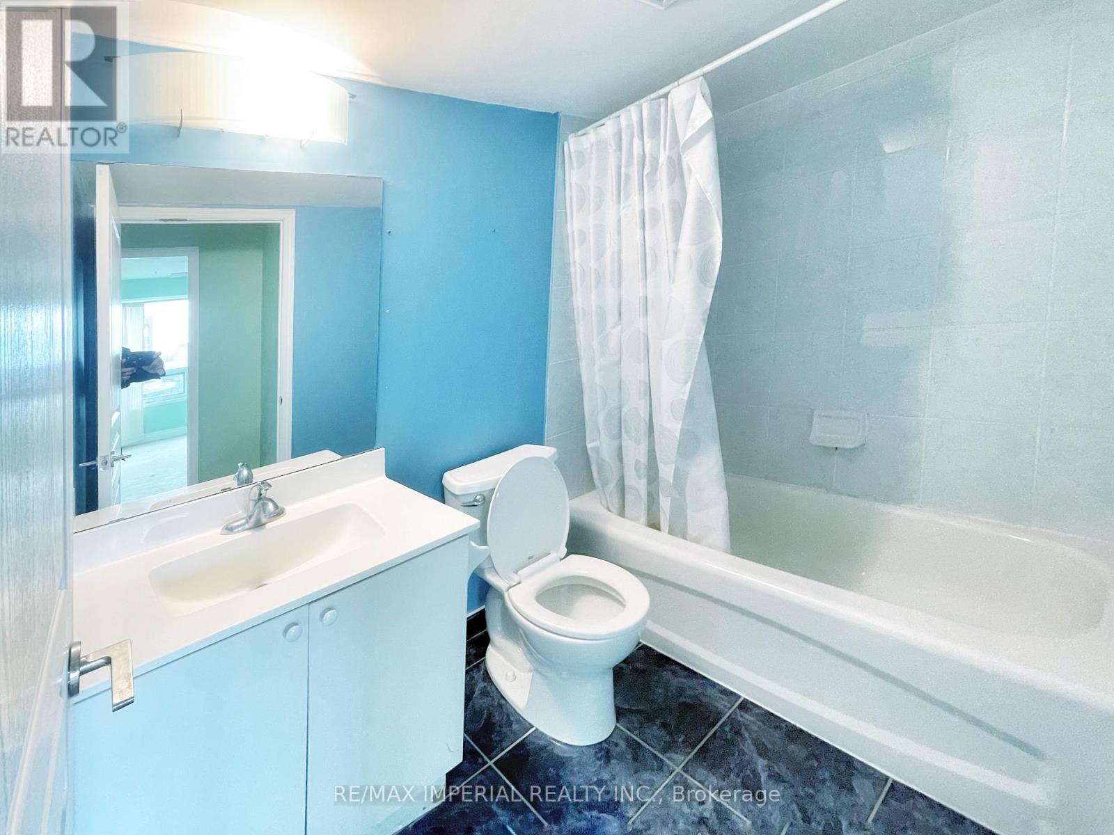 606 - 75 South Town Centre Boulevard, Markham, Ontario  L6G 0B3 - Photo 10 - N12440202