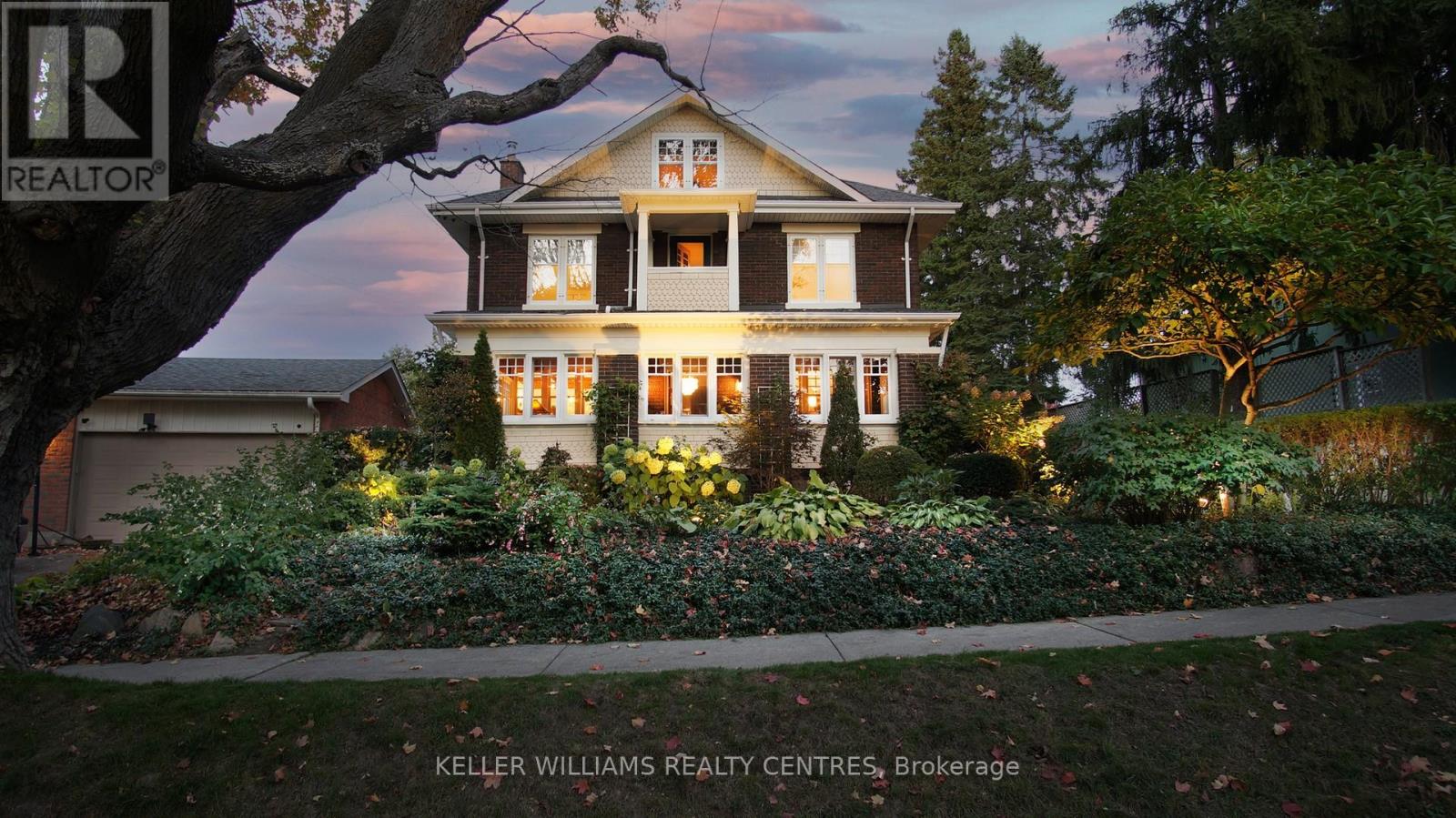 49 Alice Street, East Gwillimbury, Ontario  L0G 1M0 - Photo 1 - N12440241