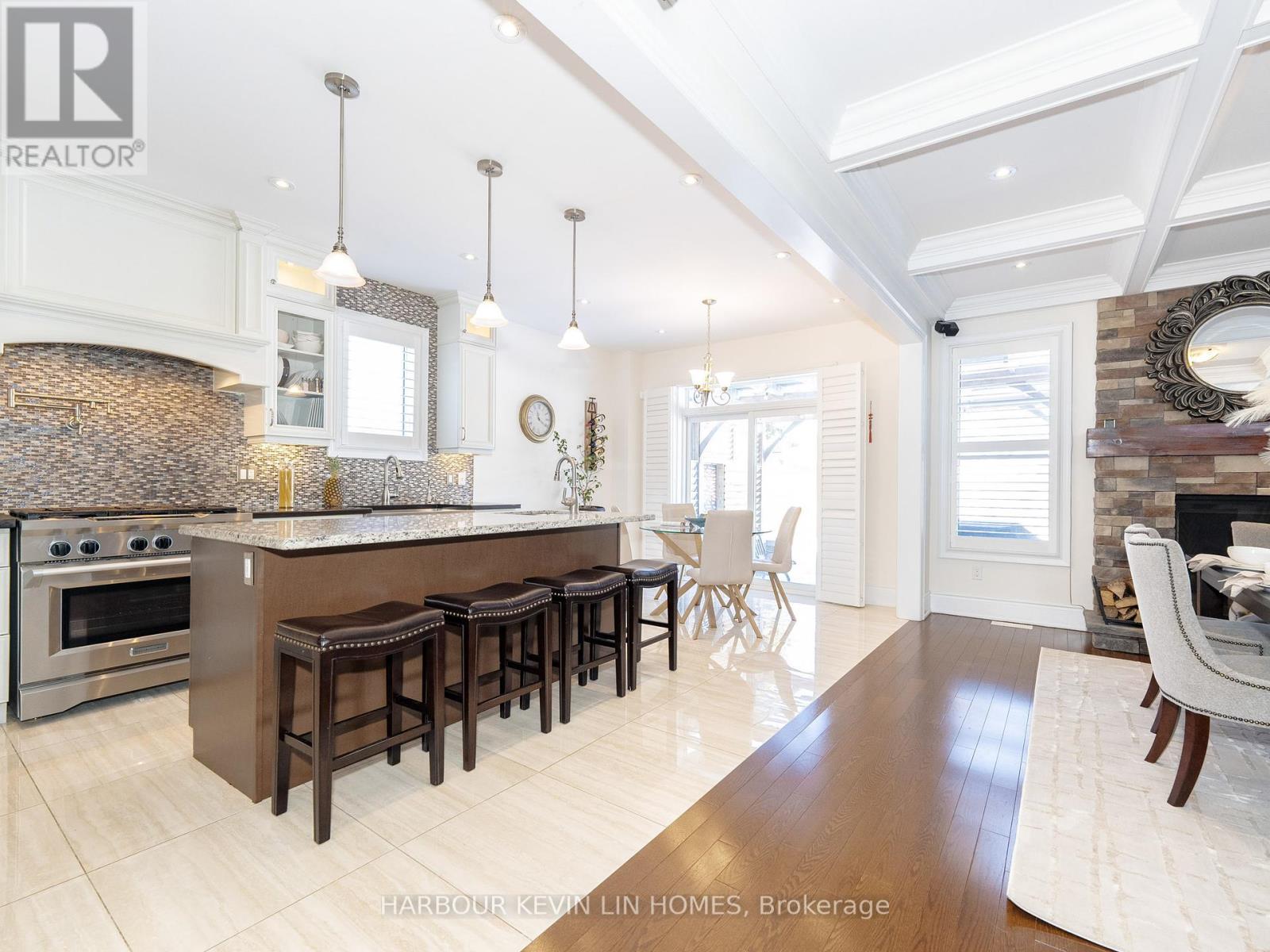 44 Philson Court, Innisfil, Ontario  L0L 1L0 - Photo 13 - N12440265