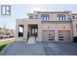 32 FERRAGINE CRESCENT, Bradford West Gwillimbury, Ontario