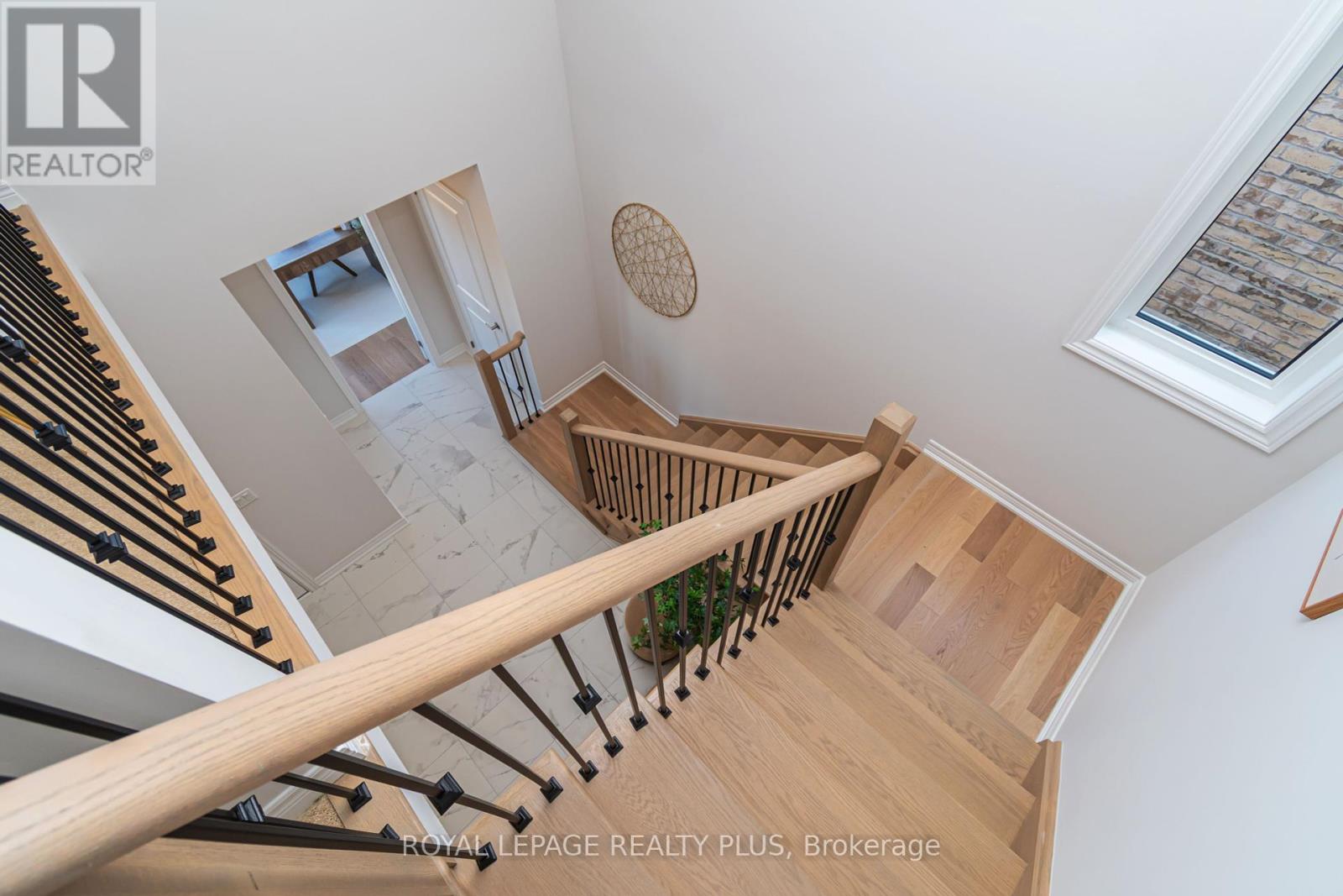 1454 Davis Loop Circle, Innisfil, Ontario  L0L 1W0 - Photo 17 - N12440283