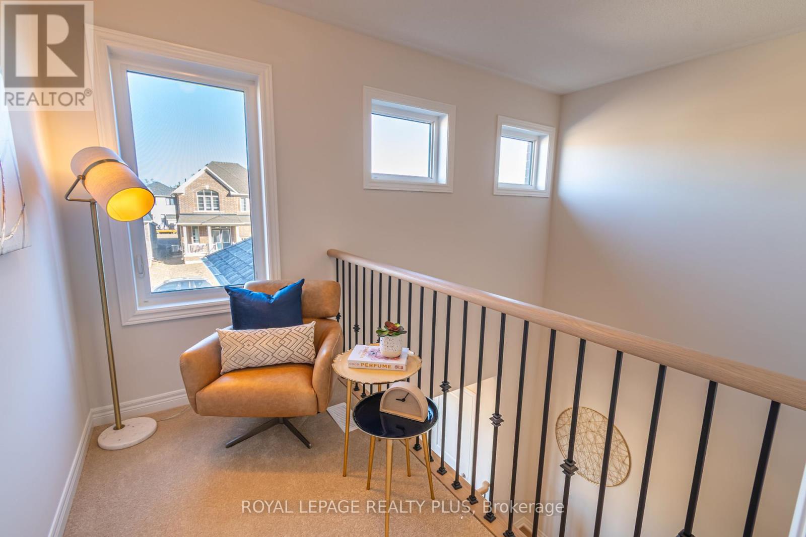 1454 Davis Loop Circle, Innisfil, Ontario  L0L 1W0 - Photo 20 - N12440283