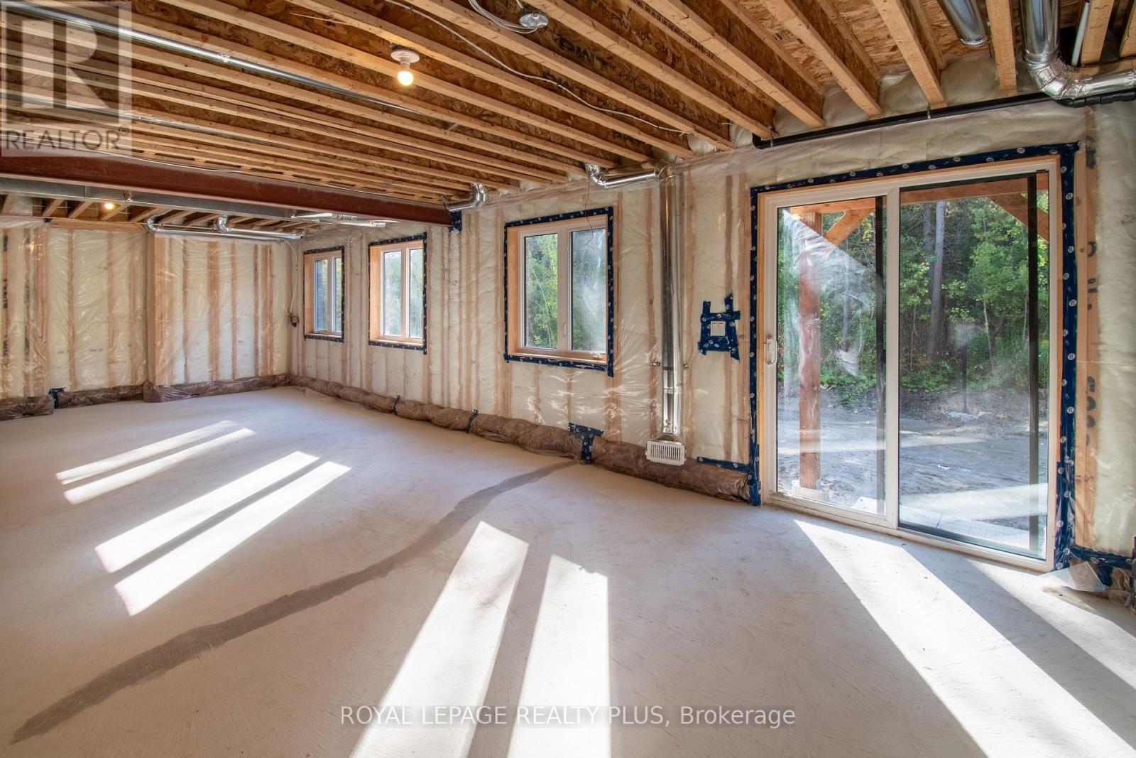 1454 Davis Loop Circle, Innisfil, Ontario  L0L 1W0 - Photo 35 - N12440283