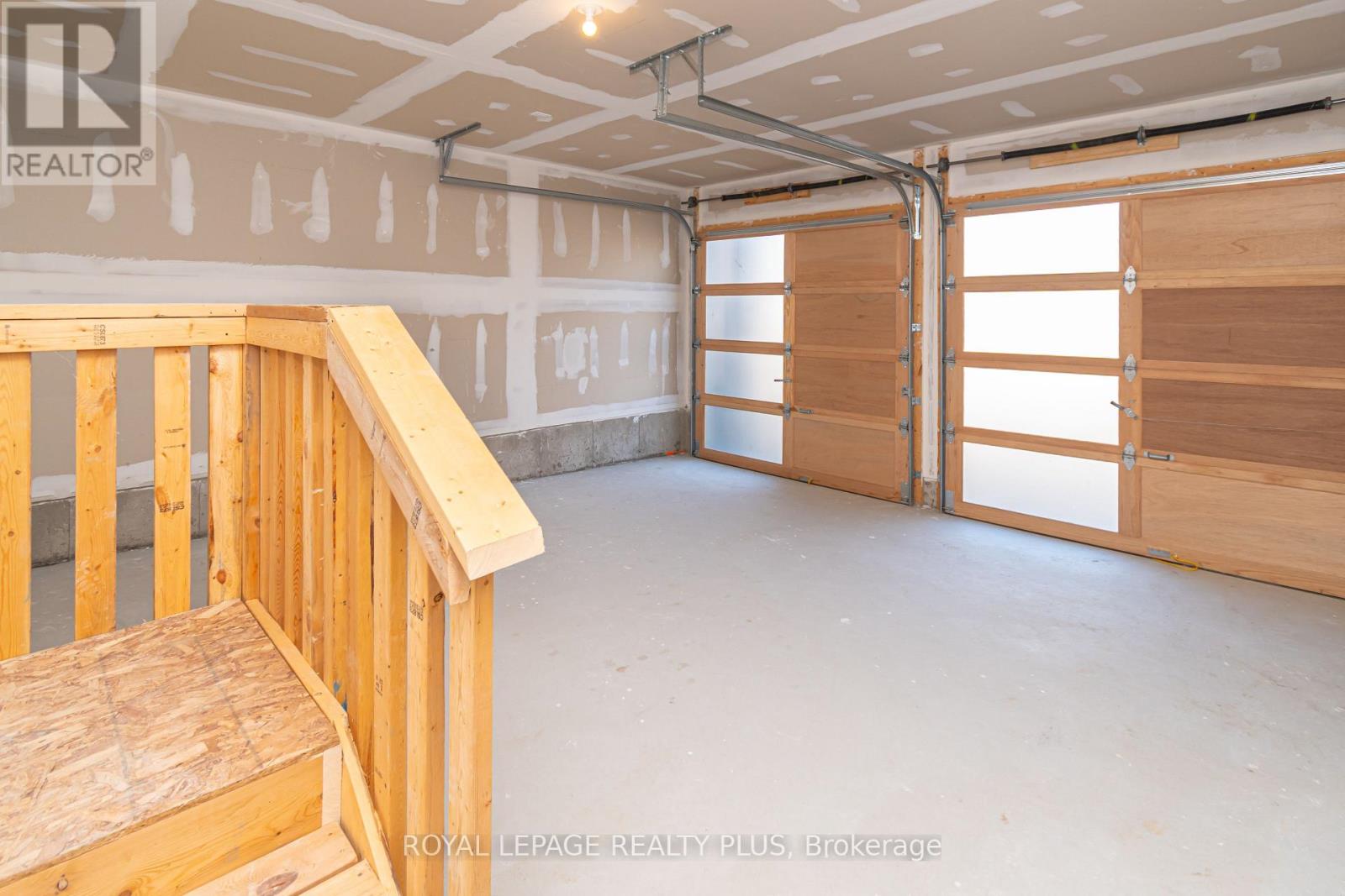 1454 Davis Loop Circle, Innisfil, Ontario  L0L 1W0 - Photo 38 - N12440283