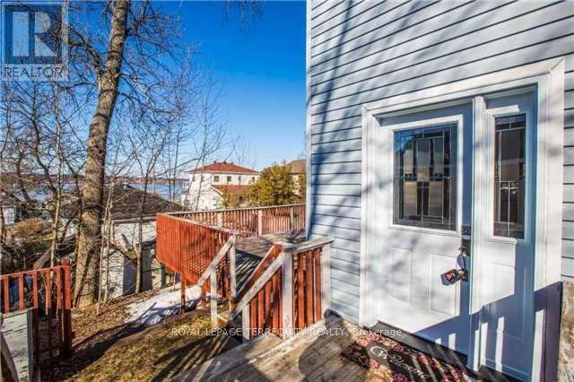 40 Brennan Avenue, Barrie (South Shore), Ontario  L4N 3X3 - Photo 4 - S12440160