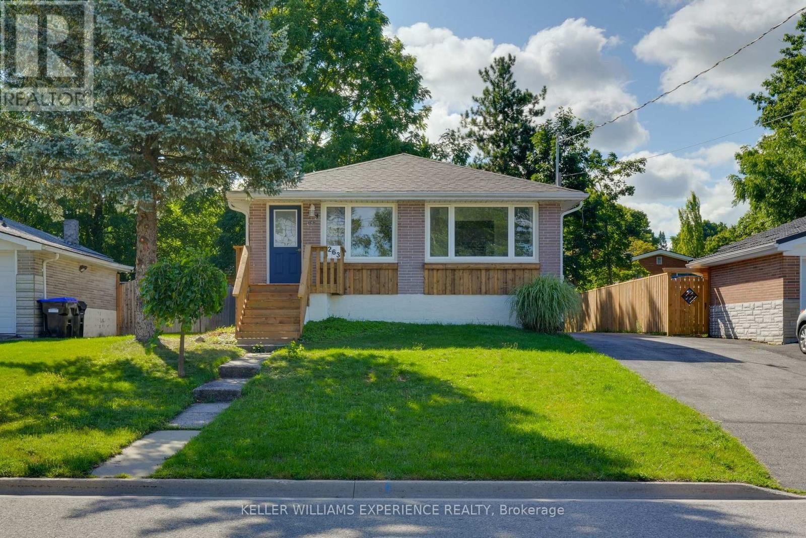 263 Scott Street, Midland, Ontario  L4R 2M7 - Photo 2 - S12440172