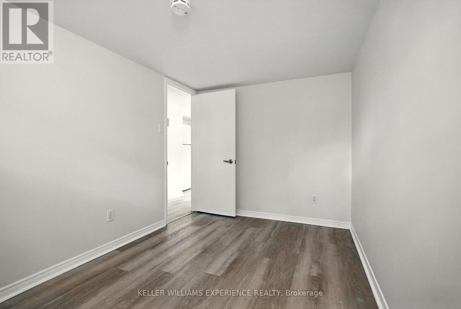 263 Scott Street, Midland, Ontario  L4R 2M7 - Photo 35 - S12440172