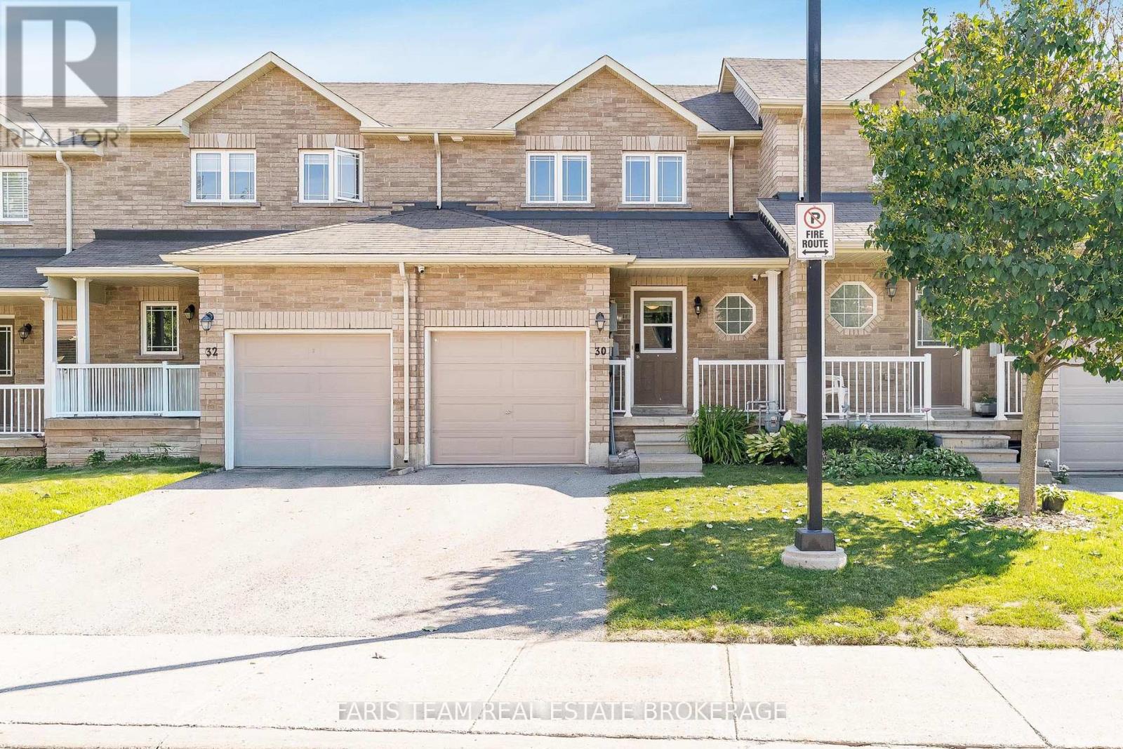 30 Southwoods Crescent, Barrie, Ontario  L4N 9P8 - Photo 1 - S12440269