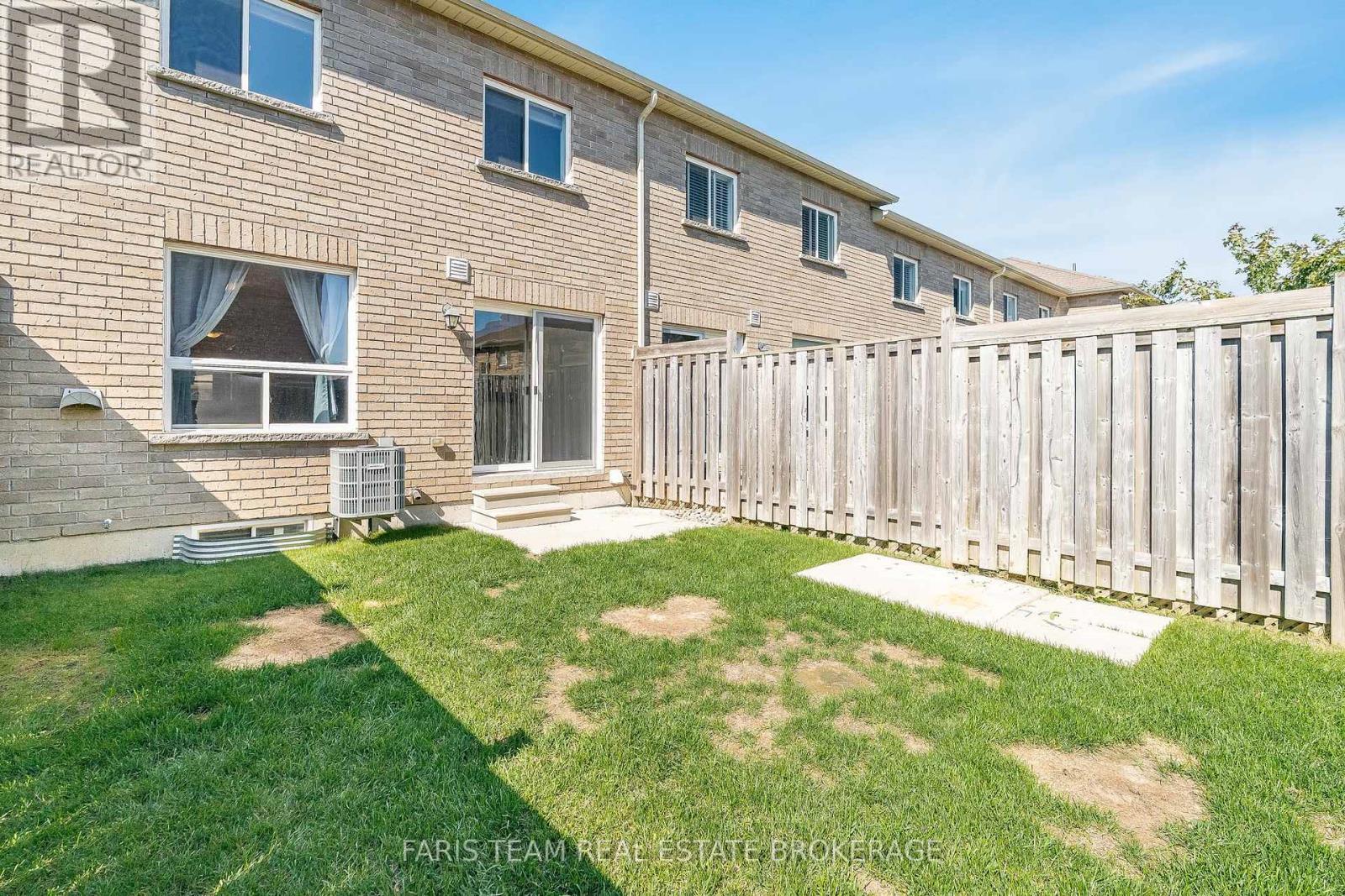 30 Southwoods Crescent, Barrie, Ontario  L4N 9P8 - Photo 25 - S12440269