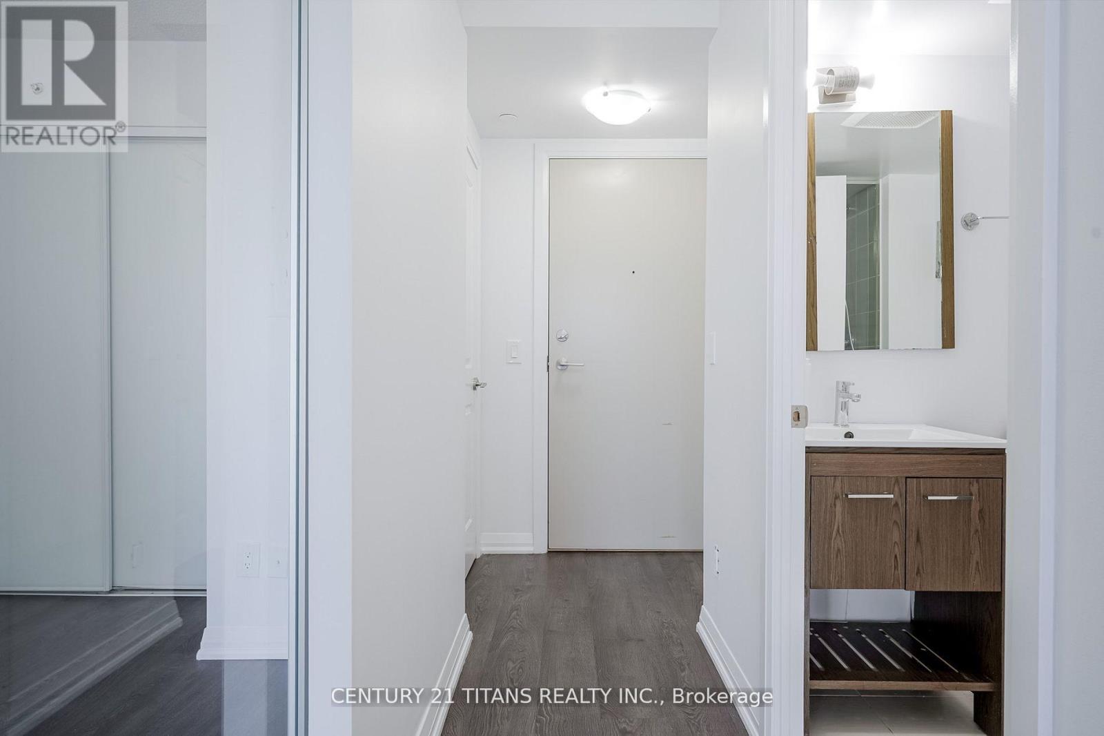203 - 30 Meadowglen Place, Toronto, Ontario  M1G 0A6 - Photo 7 - E12434750