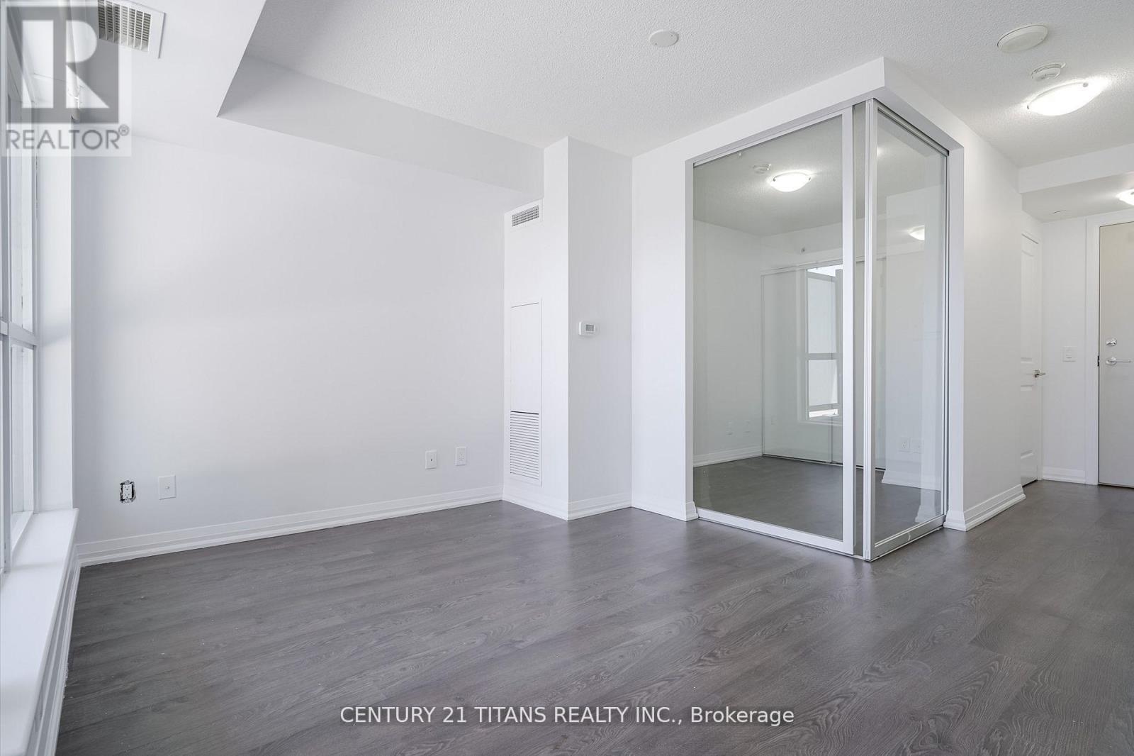 203 - 30 Meadowglen Place, Toronto, Ontario  M1G 0A6 - Photo 9 - E12434750