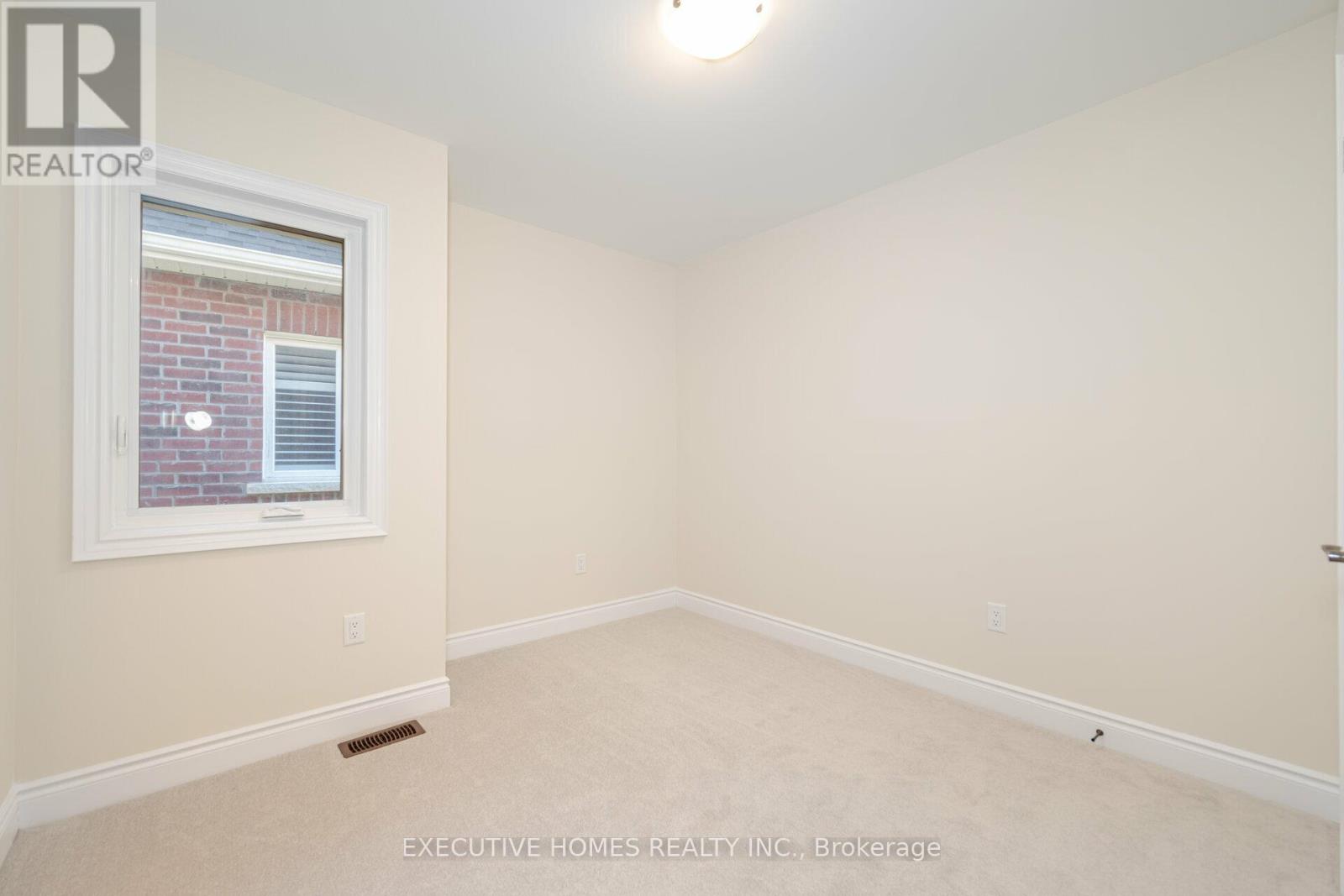 14 Mac Campbell Way, Bradford West Gwillimbury, Ontario  L3Z 4M7 - Photo 36 - N12438652