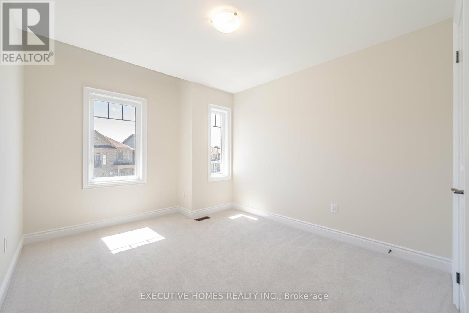 14 Mac Campbell Way, Bradford West Gwillimbury, Ontario  L3Z 4M7 - Photo 40 - N12438652