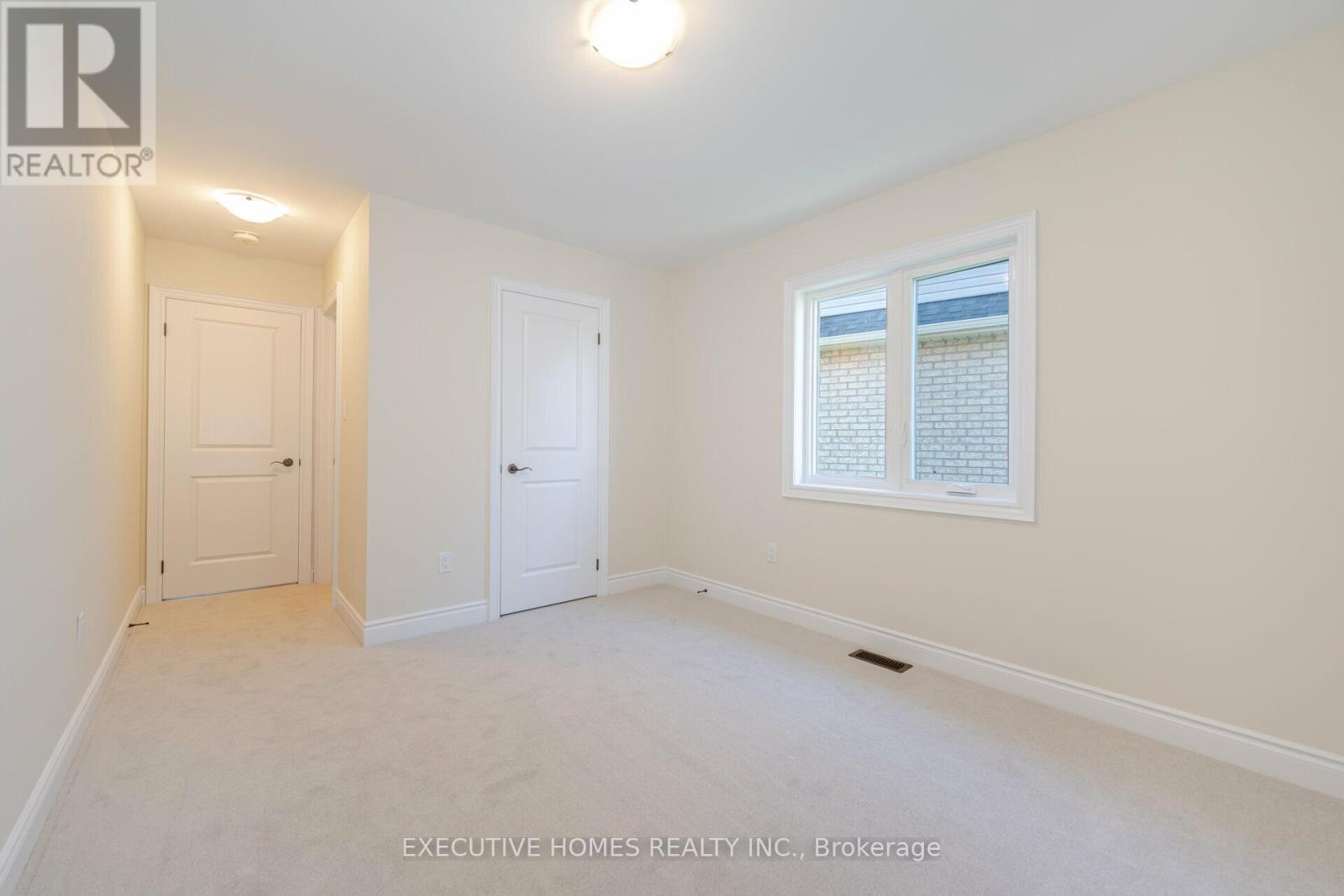 14 Mac Campbell Way, Bradford West Gwillimbury, Ontario  L3Z 4M7 - Photo 43 - N12438652