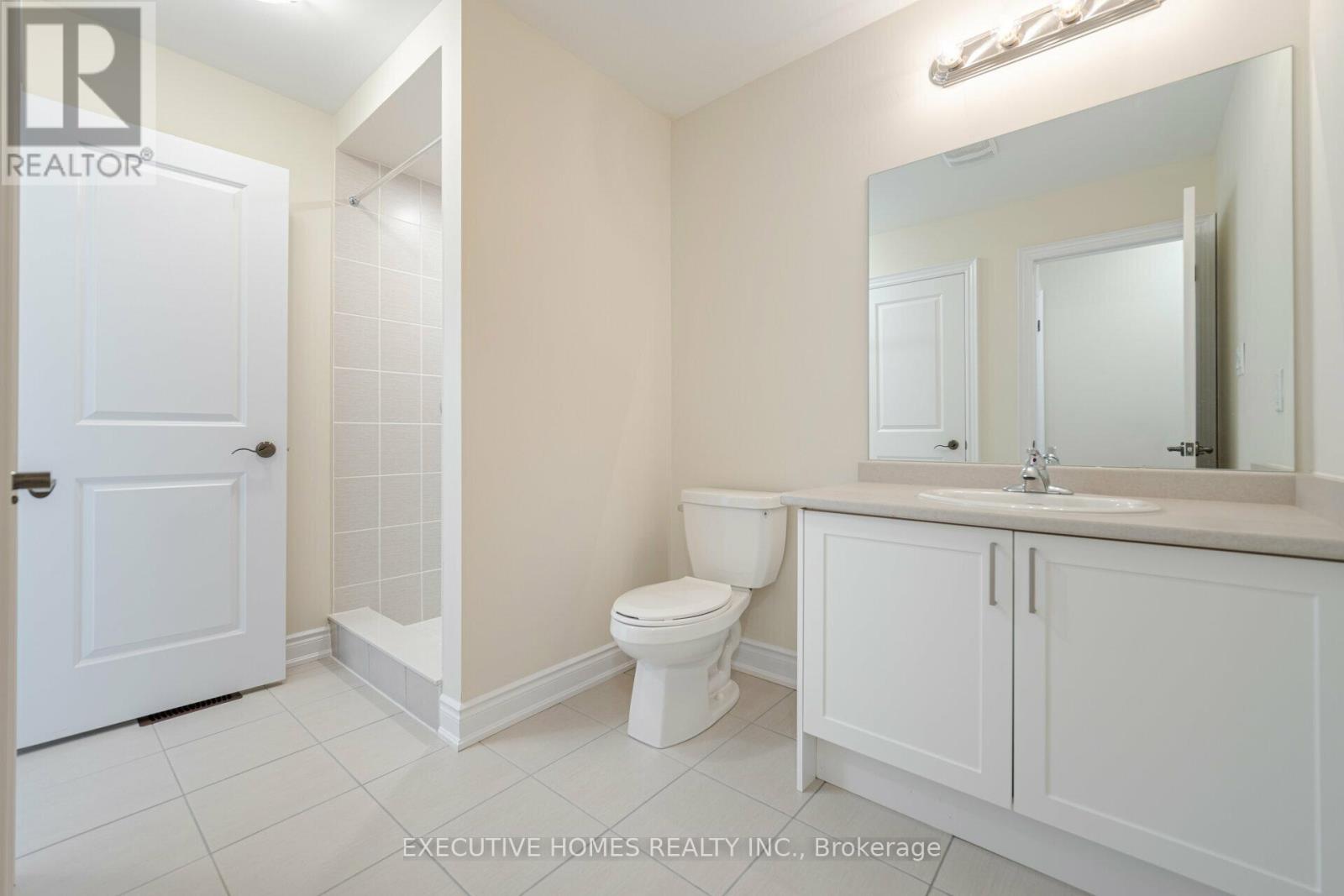 14 Mac Campbell Way, Bradford West Gwillimbury, Ontario  L3Z 4M7 - Photo 44 - N12438652