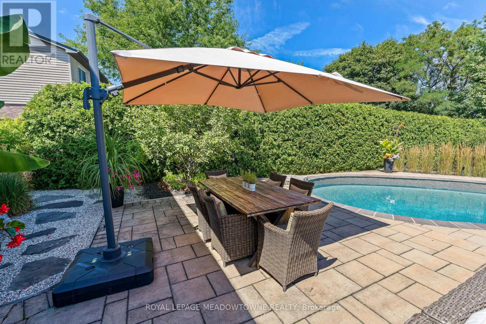 25 Hillside Drive, Halton Hills, Ontario  L7G 4W2 - Photo 39 - W12405962