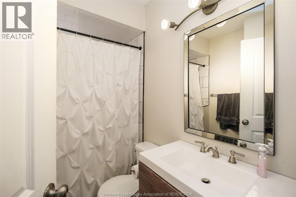 1556 Gladstone Avenue, Windsor, Ontario  N8X 2R1 - Photo 8 - 25025095