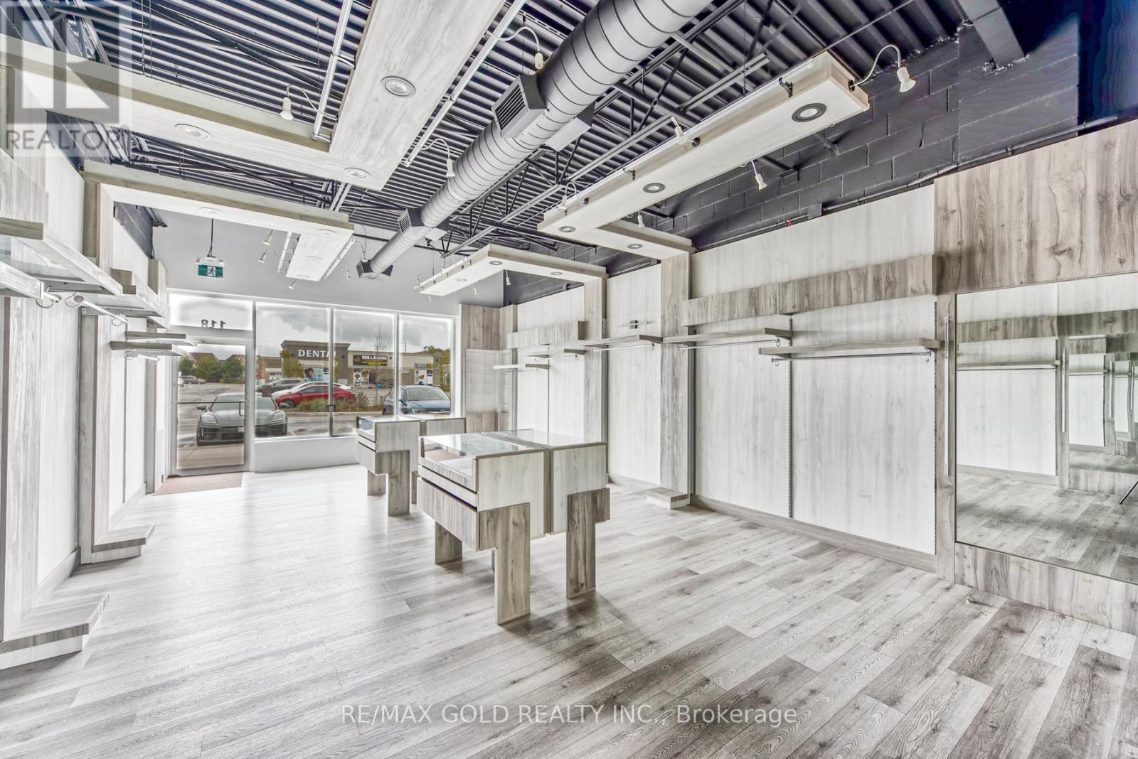 118 - 3525 Platinum Drive, Mississauga, Ontario  L5M 2R9 - Photo 6 - W12440123