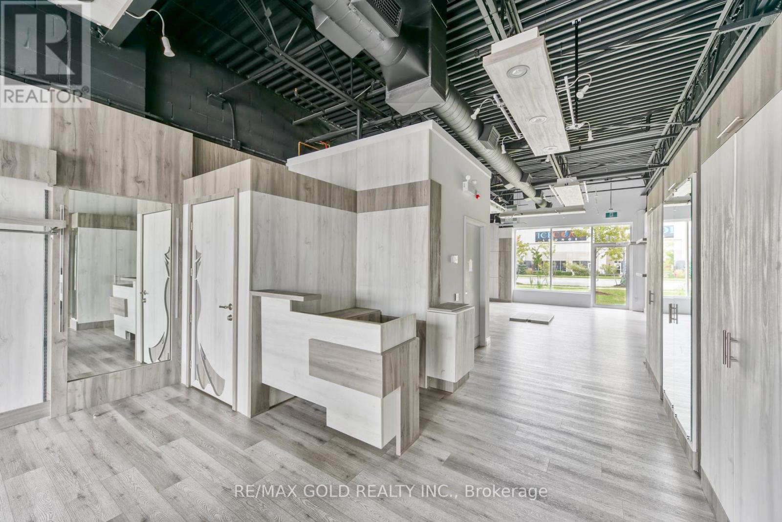 118 - 3525 Platinum Drive, Mississauga, Ontario  L5M 2R9 - Photo 7 - W12440123