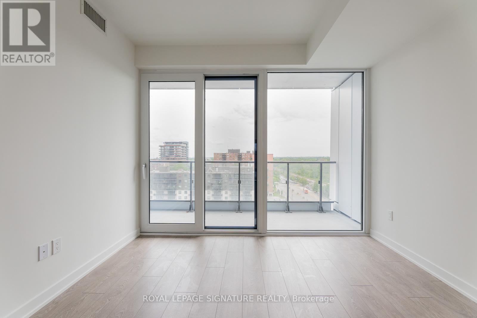 914 - 28 Ann Street, Mississauga, Ontario  L5G 0E1 - Photo 11 - W12440142