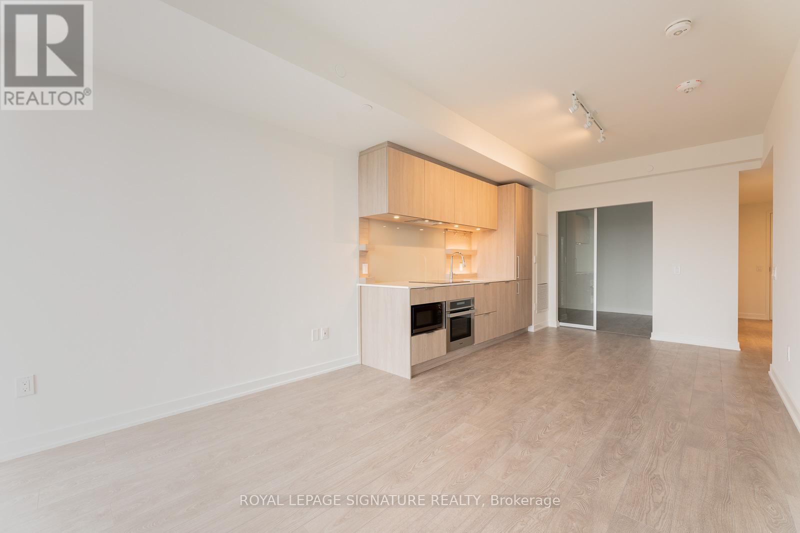 914 - 28 Ann Street, Mississauga, Ontario  L5G 0E1 - Photo 13 - W12440142