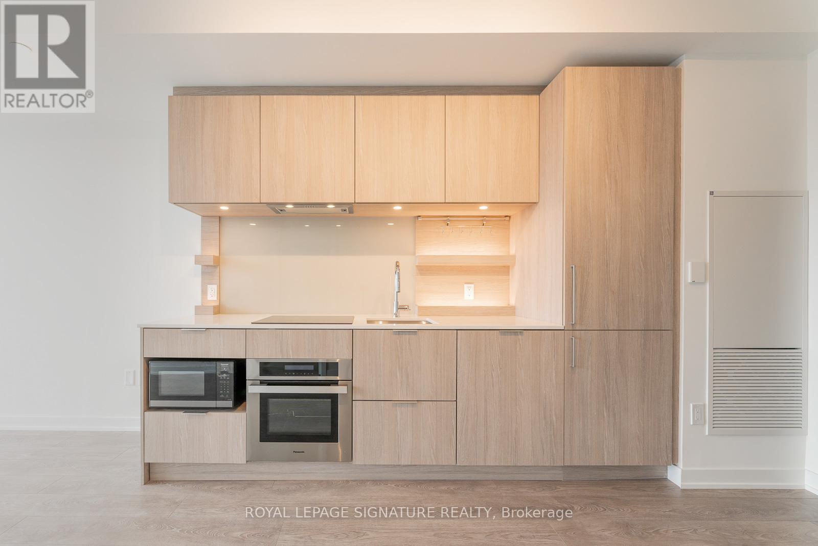 914 - 28 Ann Street, Mississauga, Ontario  L5G 0E1 - Photo 4 - W12440142