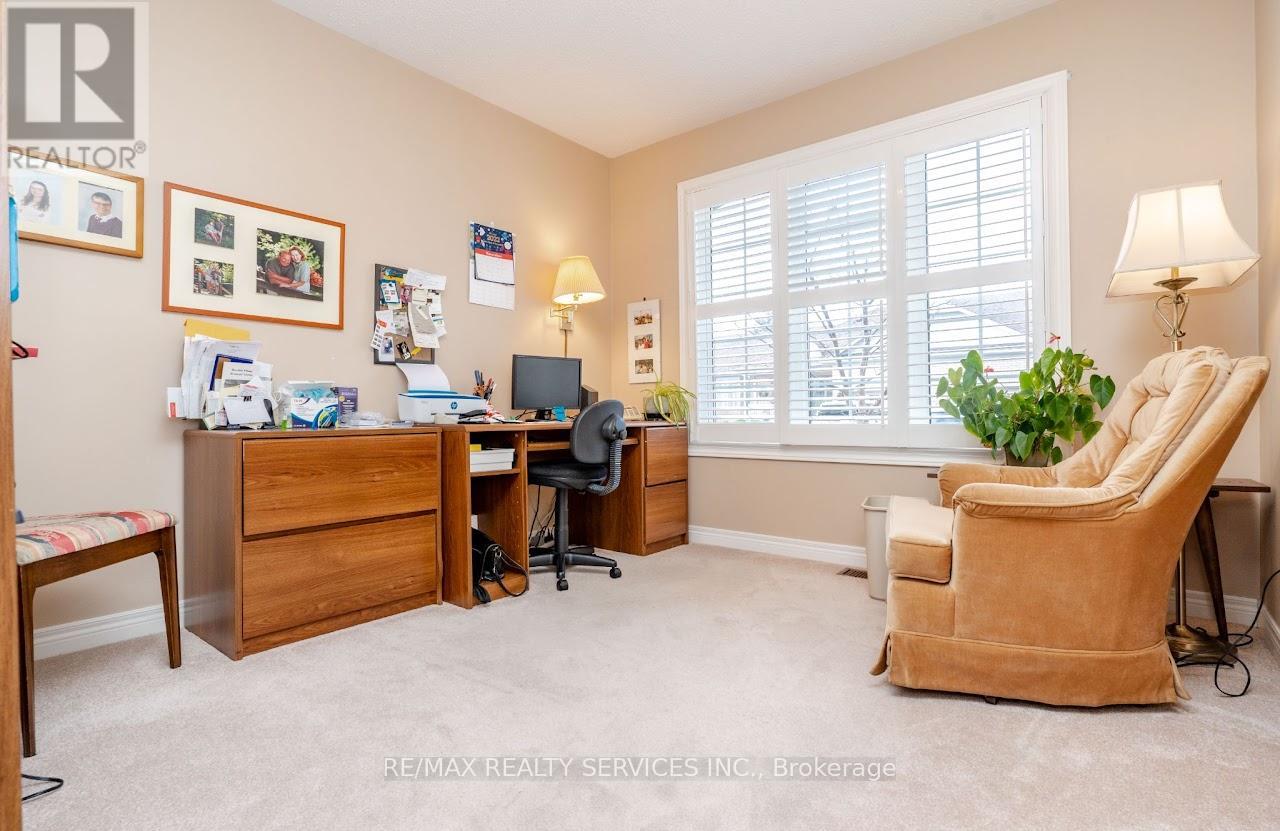 7 - 13 Amberhill Trail, Brampton (Sandringham-Wellington), Ontario  L6R 2R7 - Photo 22 - W12440215