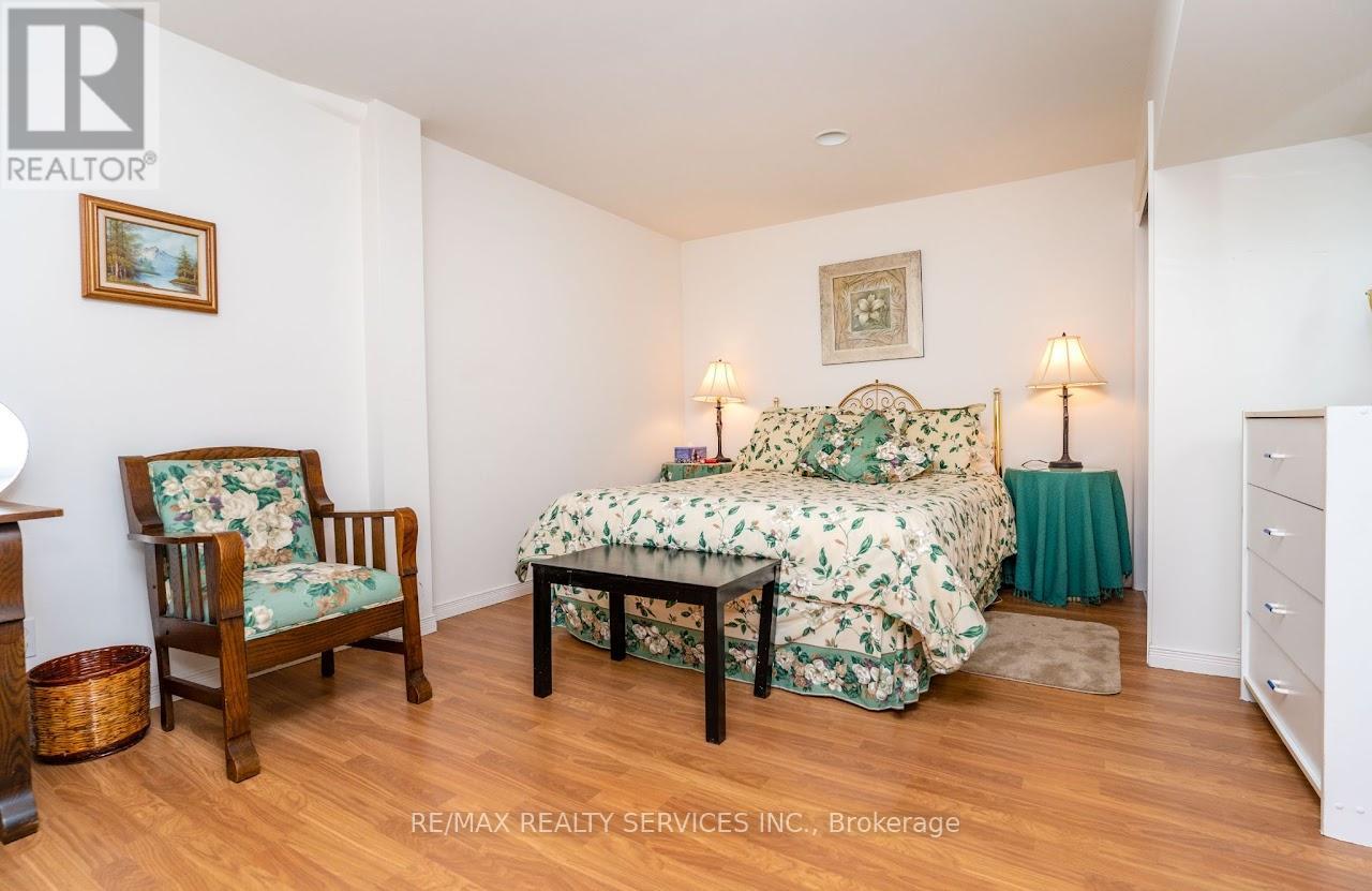 7 - 13 Amberhill Trail, Brampton (Sandringham-Wellington), Ontario  L6R 2R7 - Photo 28 - W12440215