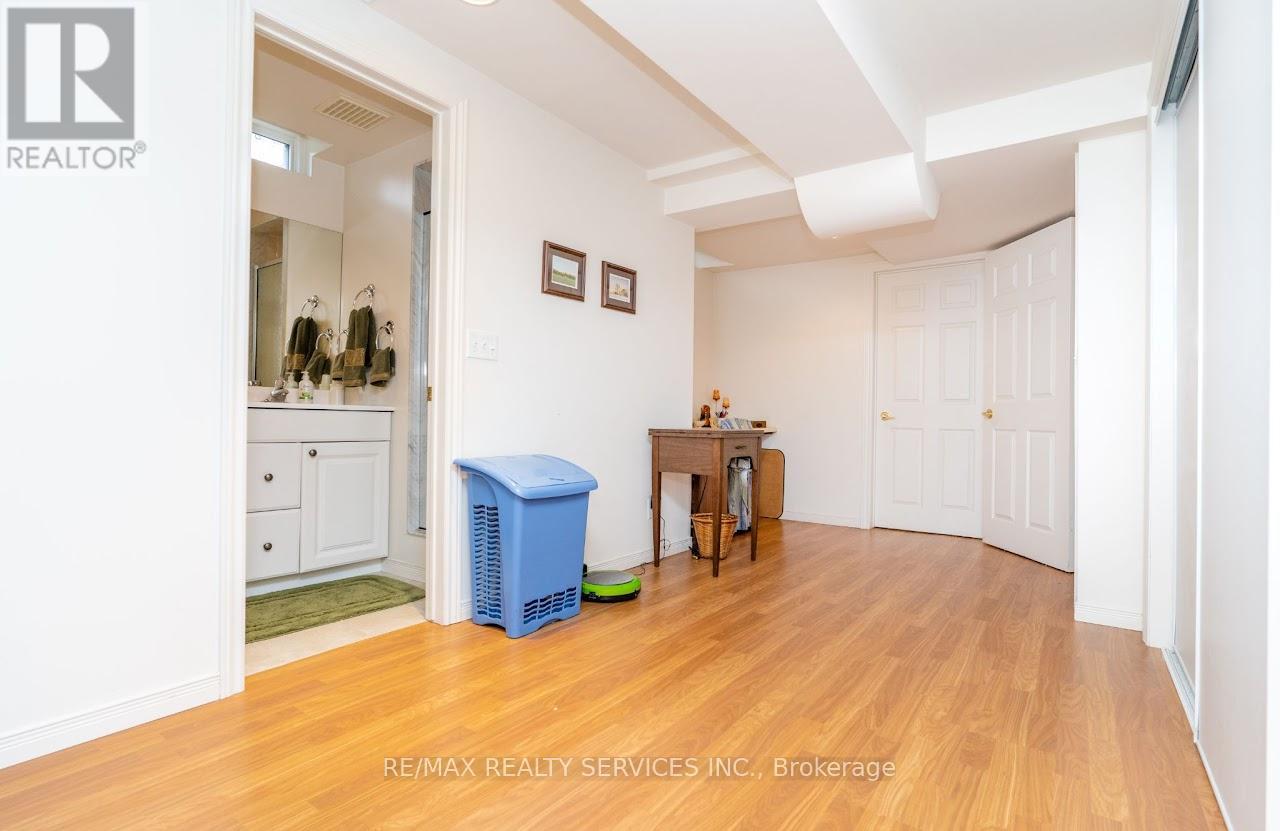 7 - 13 Amberhill Trail, Brampton (Sandringham-Wellington), Ontario  L6R 2R7 - Photo 30 - W12440215