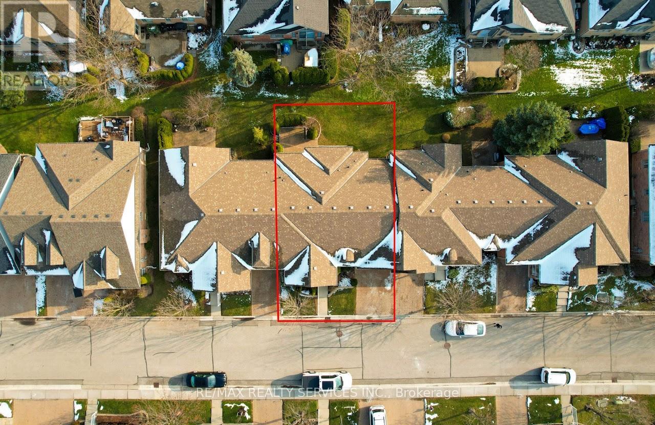7 - 13 Amberhill Trail, Brampton (Sandringham-Wellington), Ontario  L6R 2R7 - Photo 34 - W12440215