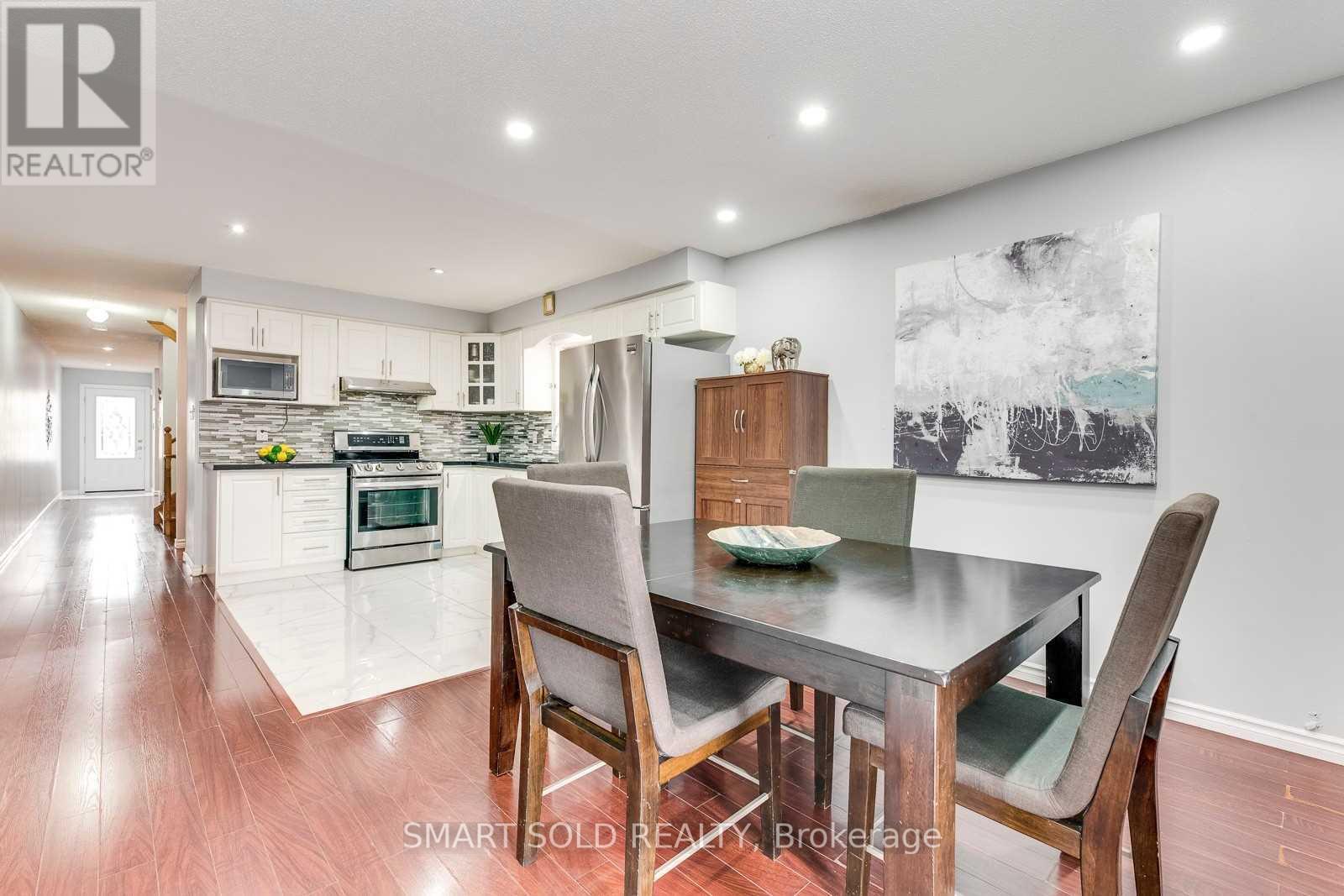 Upper - 36b Lambton Avenue, Toronto, Ontario  M6N 2S1 - Photo 9 - W12440216