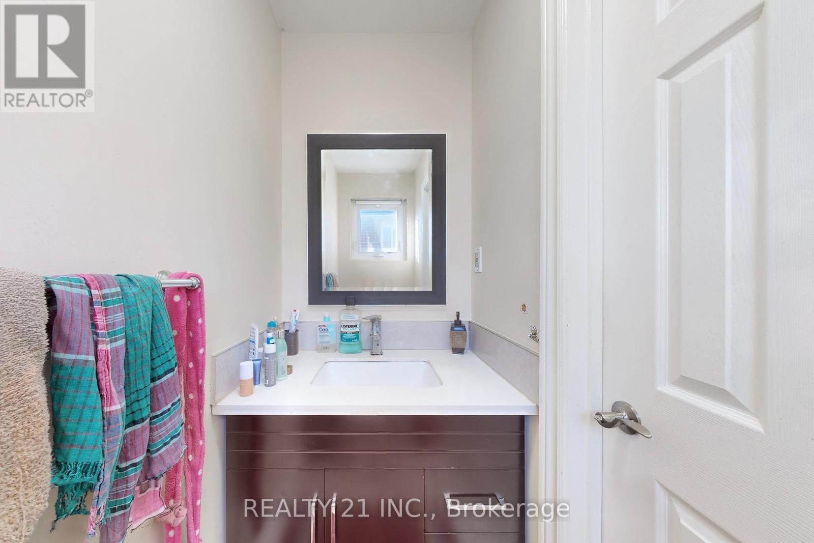 27 Jardine Street, Brampton, Ontario  L6S 3H2 - Photo 20 - W12440221