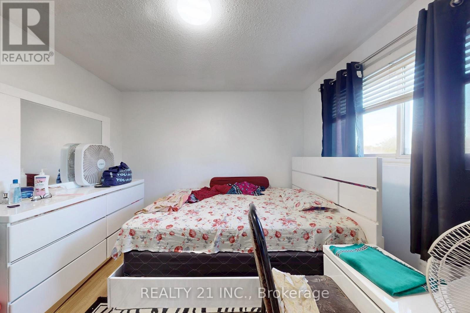 27 Jardine Street, Brampton, Ontario  L6S 3H2 - Photo 24 - W12440221