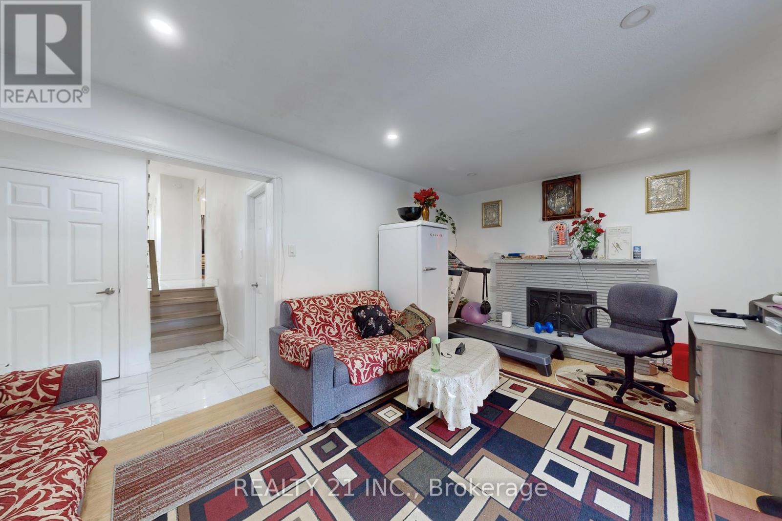 27 Jardine Street, Brampton, Ontario  L6S 3H2 - Photo 27 - W12440221