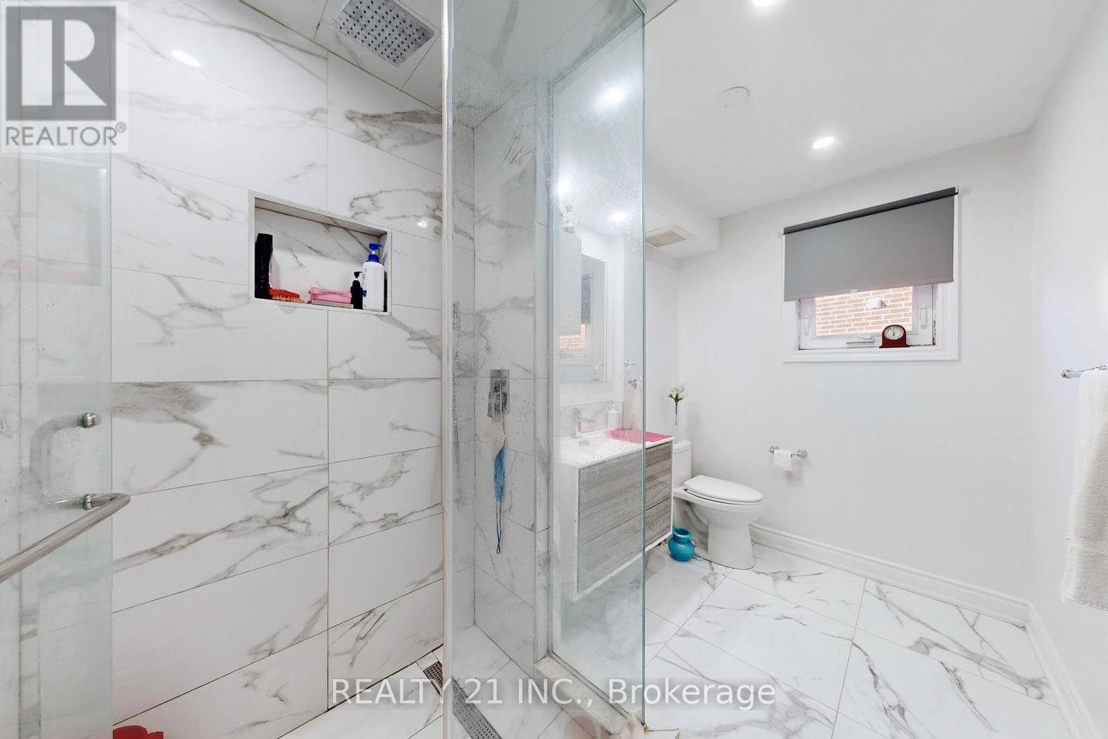 27 Jardine Street, Brampton, Ontario  L6S 3H2 - Photo 30 - W12440221