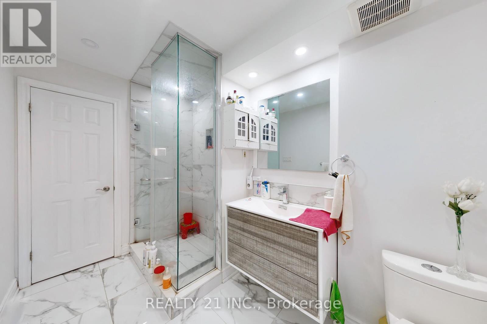 27 Jardine Street, Brampton, Ontario  L6S 3H2 - Photo 31 - W12440221
