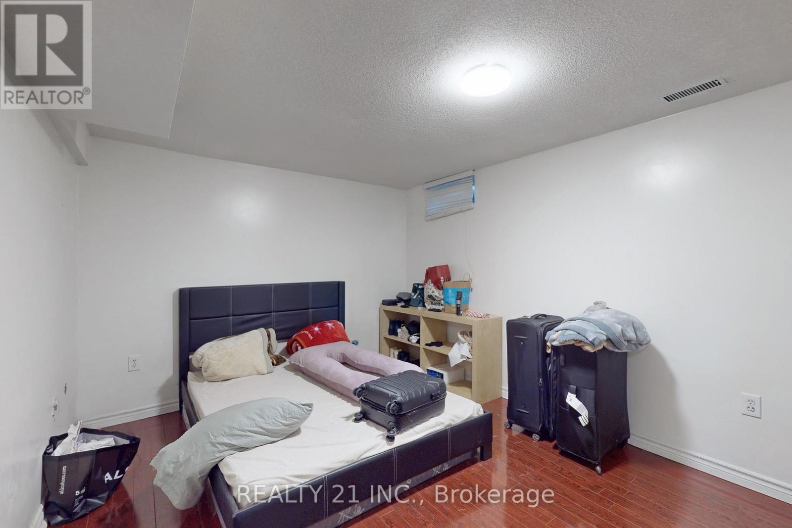 27 Jardine Street, Brampton, Ontario  L6S 3H2 - Photo 38 - W12440221