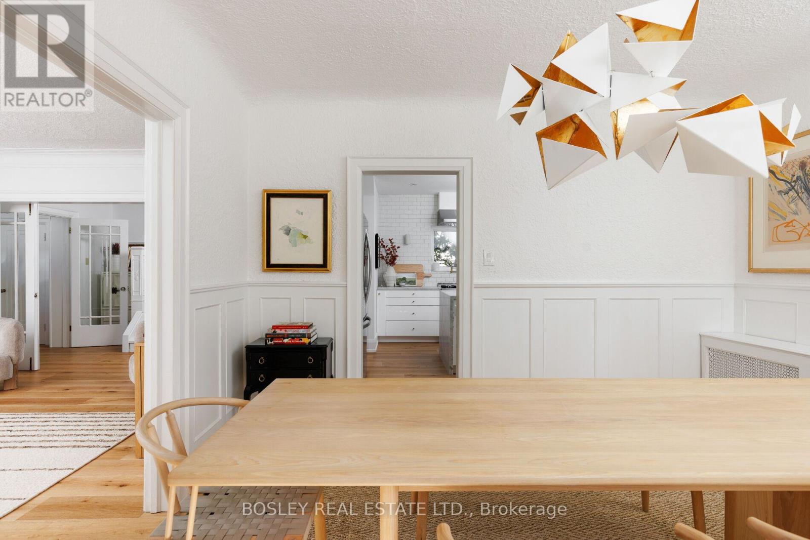 511 Riverside Drive, Toronto (Lambton Baby Point), Ontario  M6S 4B7 - Photo 10 - W12440233