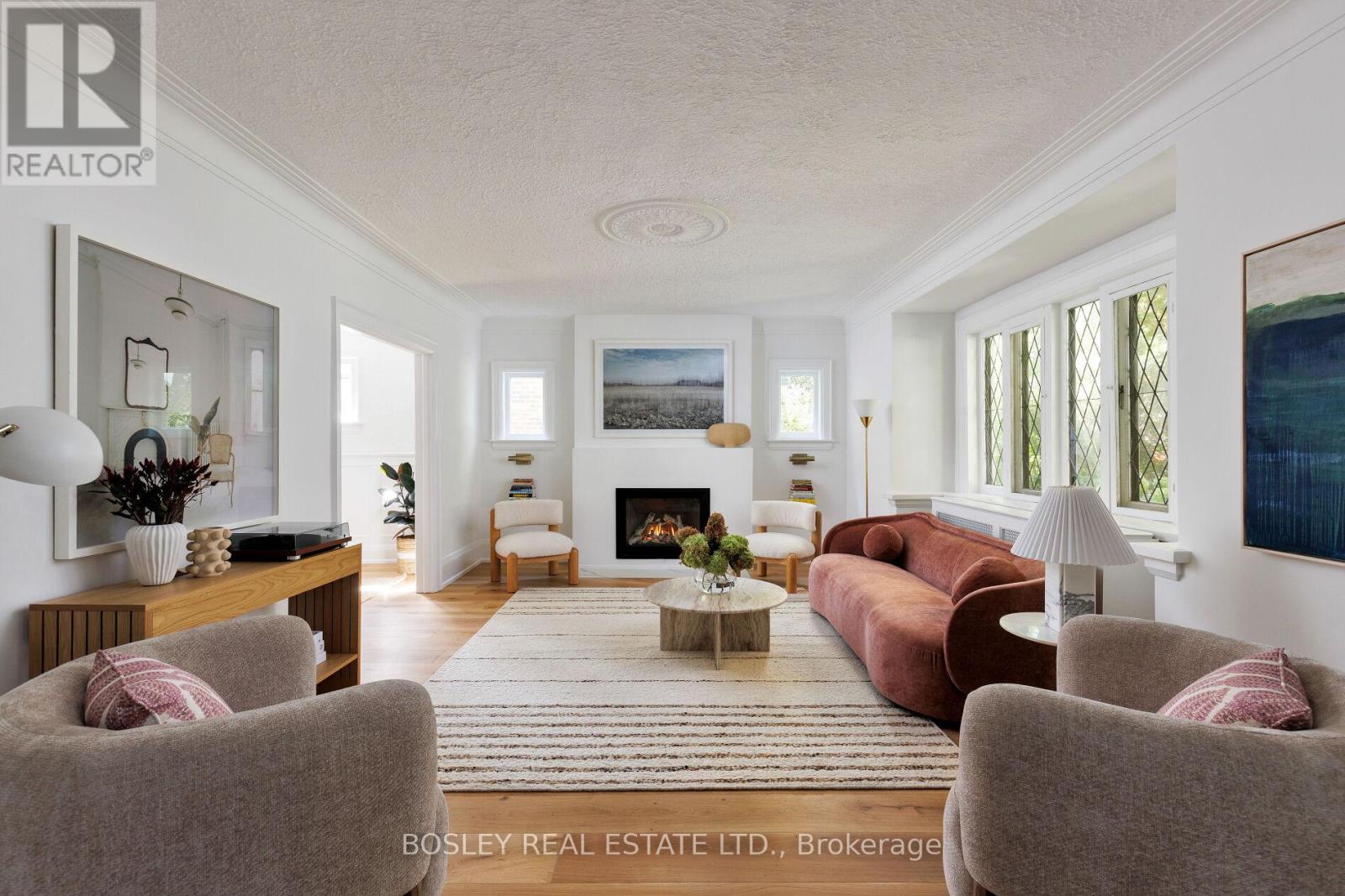 511 Riverside Drive, Toronto (Lambton Baby Point), Ontario  M6S 4B7 - Photo 4 - W12440233