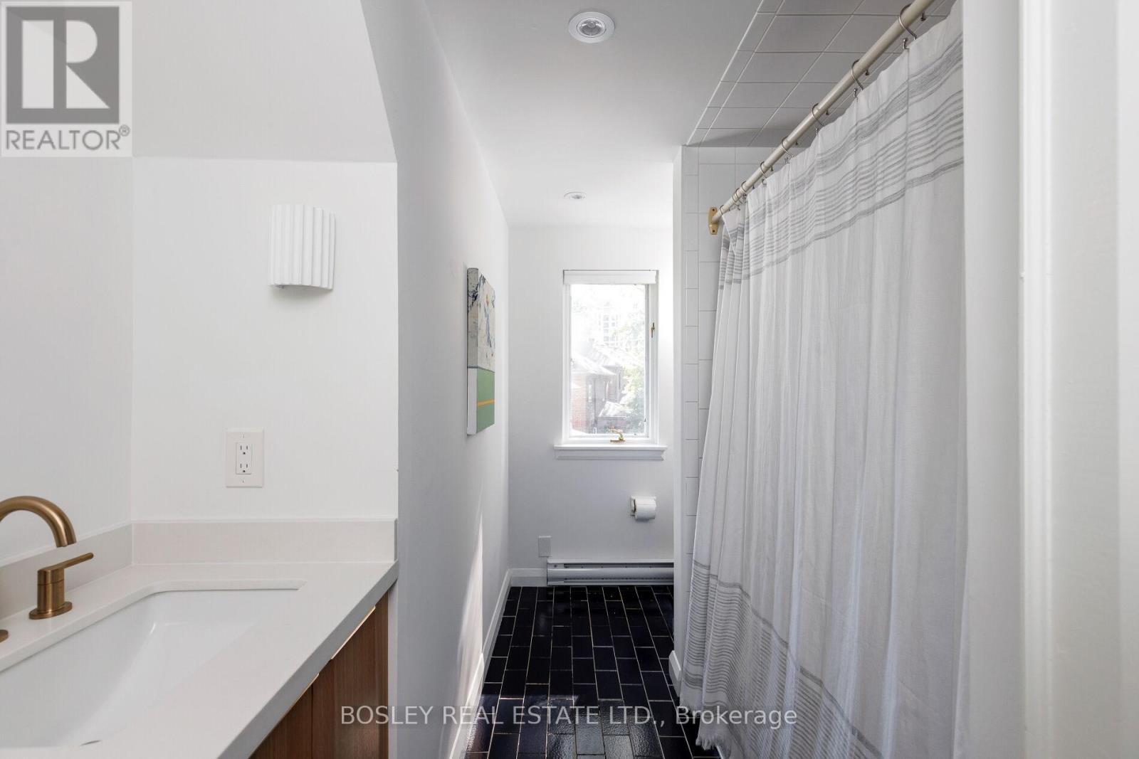 511 Riverside Drive, Toronto (Lambton Baby Point), Ontario  M6S 4B7 - Photo 42 - W12440233