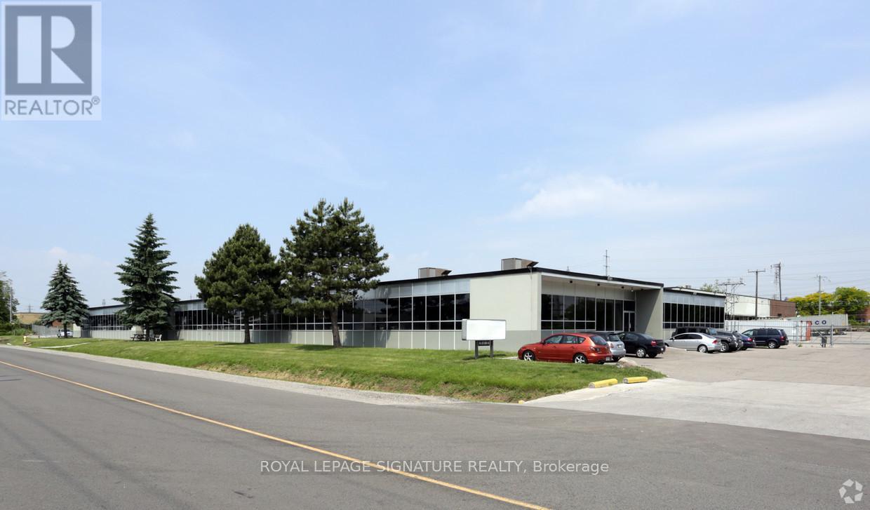 100 - 80 Jutland Road, Toronto, Ontario  M8Z 2H1 - Photo 8 - W12440240