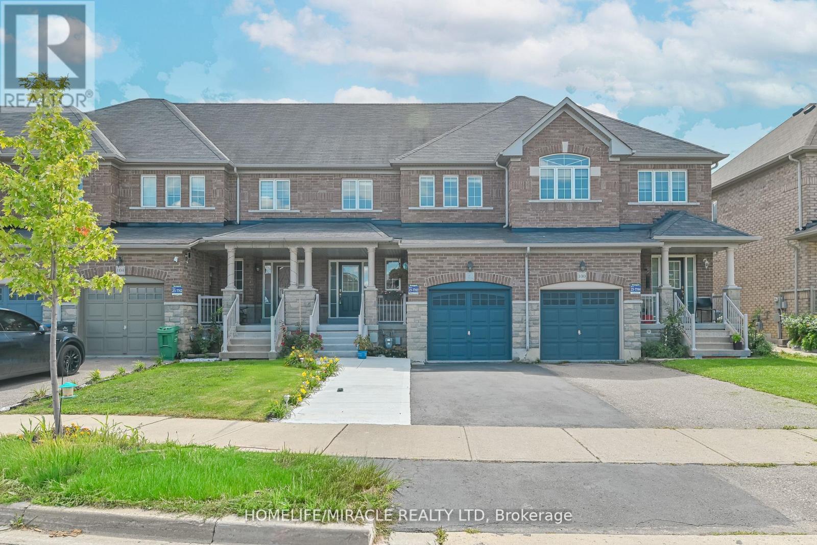 102 DELPORT CLOSE, Brampton, Ontario