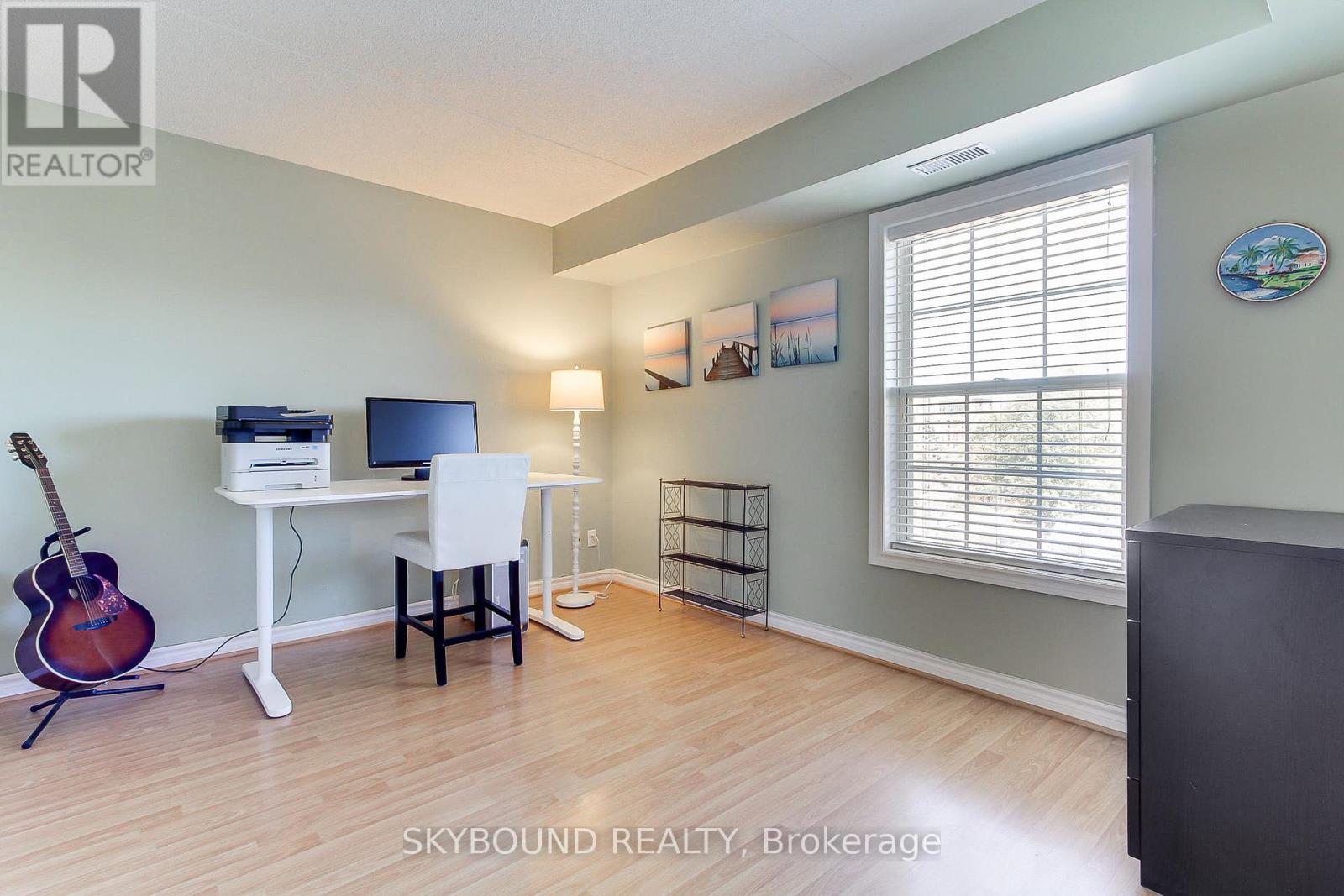 302 - 4003 Kilmer Drive, Burlington, Ontario  L7M 4M1 - Photo 23 - W12440297
